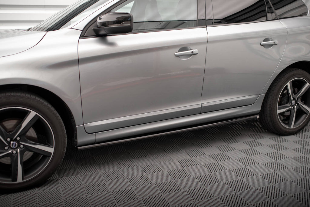 Maxton Design Difusores de taloneras laterales para Volvo XC60 Mk1 Facelift - imagen 1
