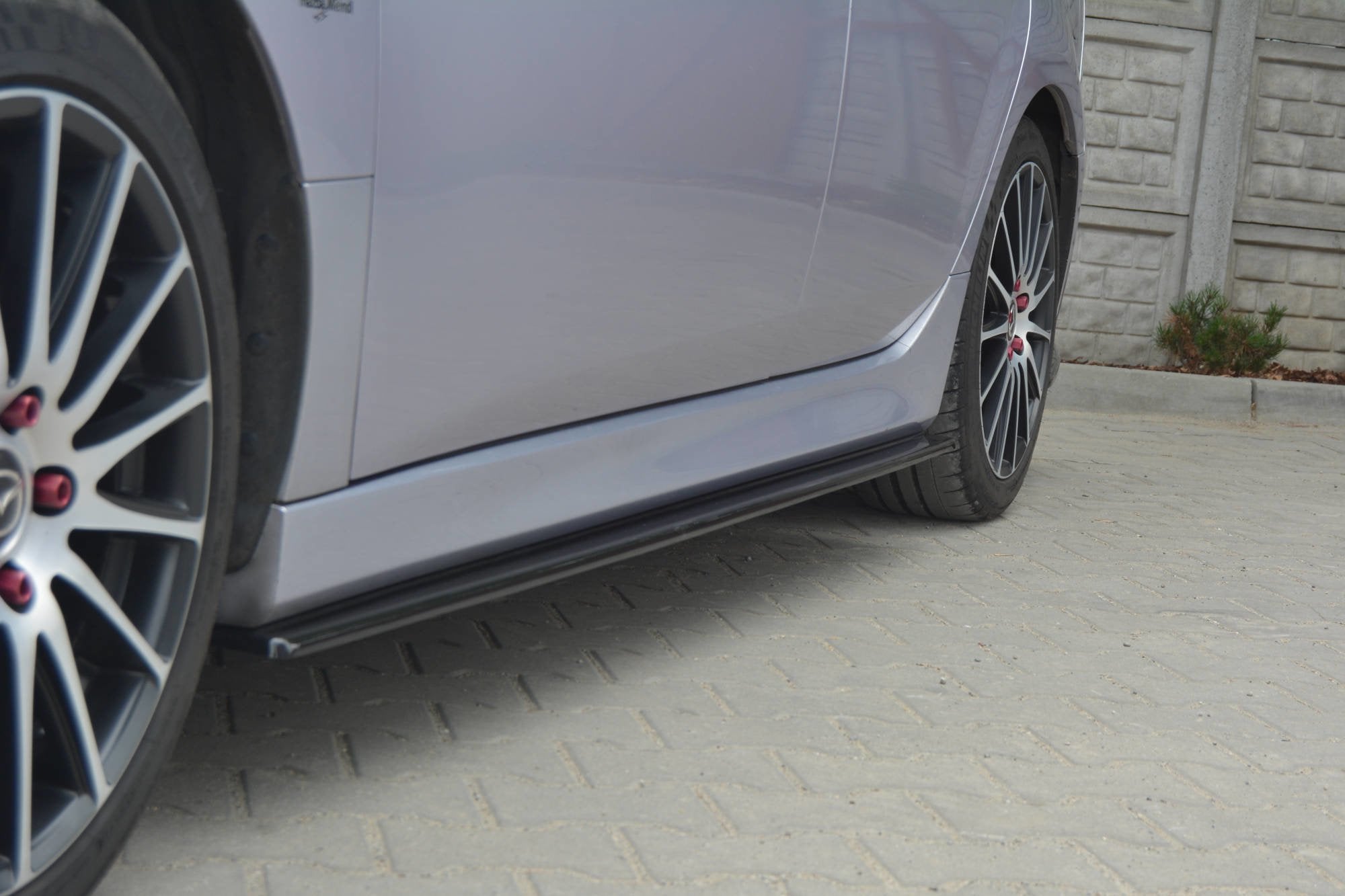 Maxton Design Difusores de taloneras laterales para Mazda 6 Mk2 Sport HATCH (GH-SERIES) - imagen 3