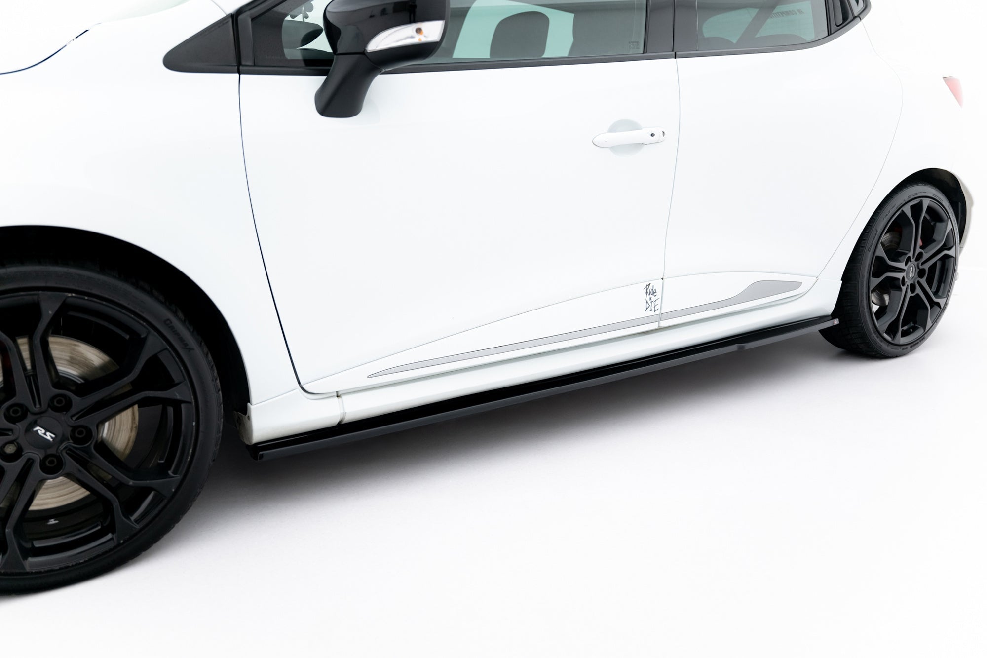 Maxton Design Difusores de taloneras laterales para Renault Clio RS Mk4 - imagen 1