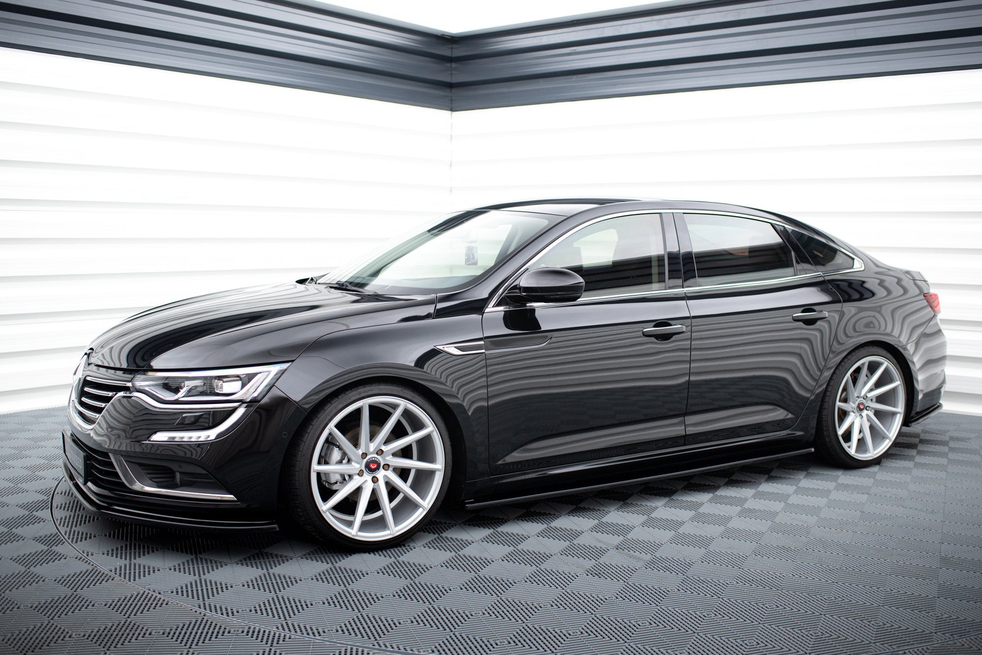 Maxton Design Difusores de taloneras laterales para Renault Talisman - imagen 3