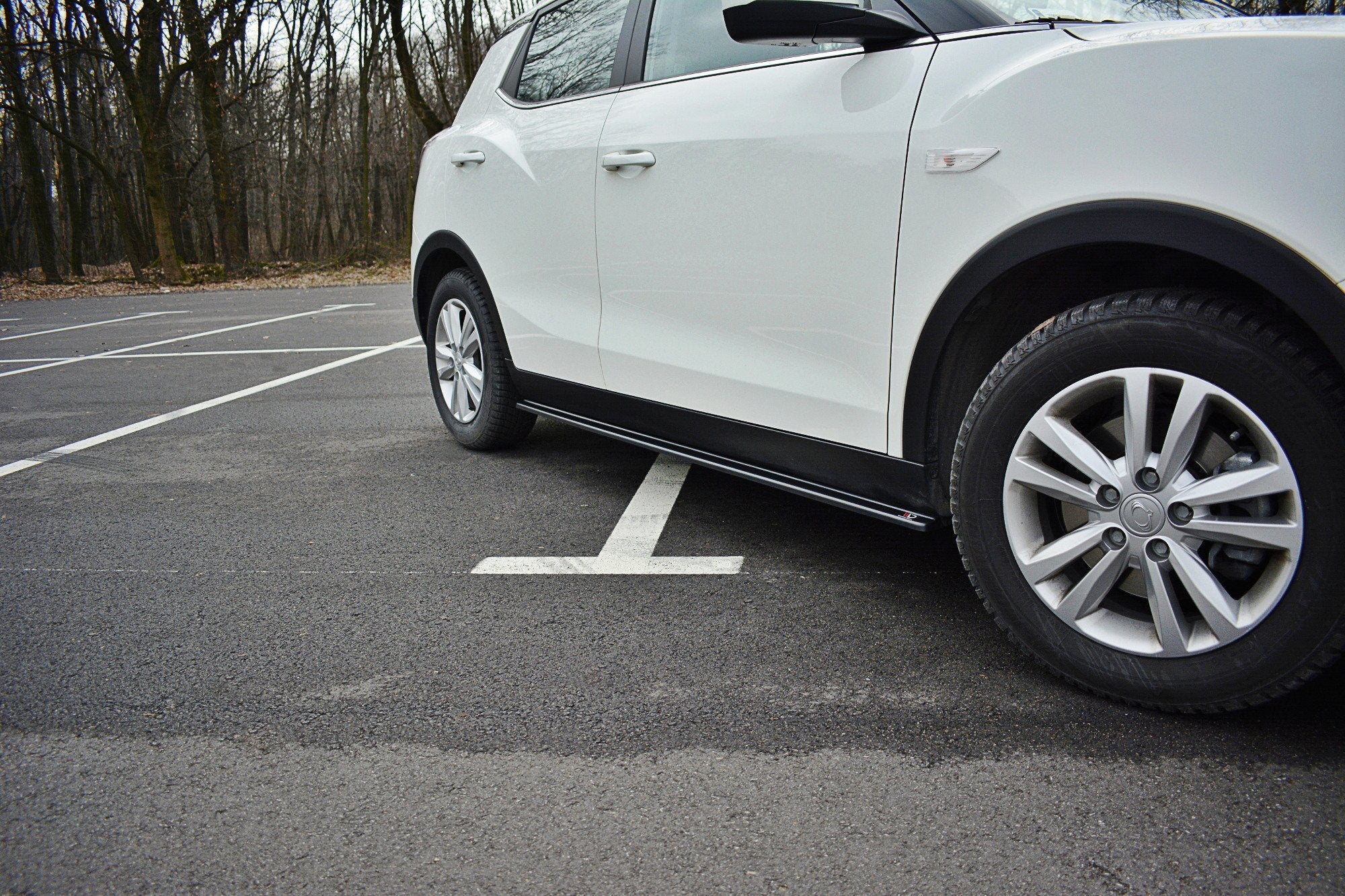 Maxton Design Difusores de taloneras laterales para Ssangyong Tivoli - imagen 2