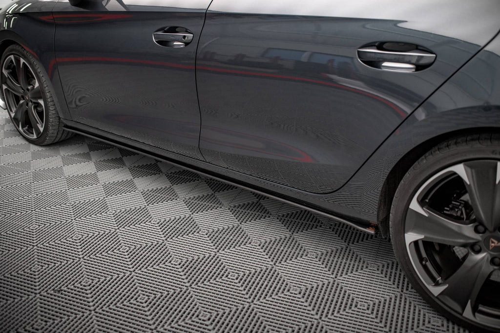 Maxton Design Street Pro Side Skirts Diffusers para Cupra Leon ST / Hatchback Mk1 / Mk1 Facelift - imagen 1