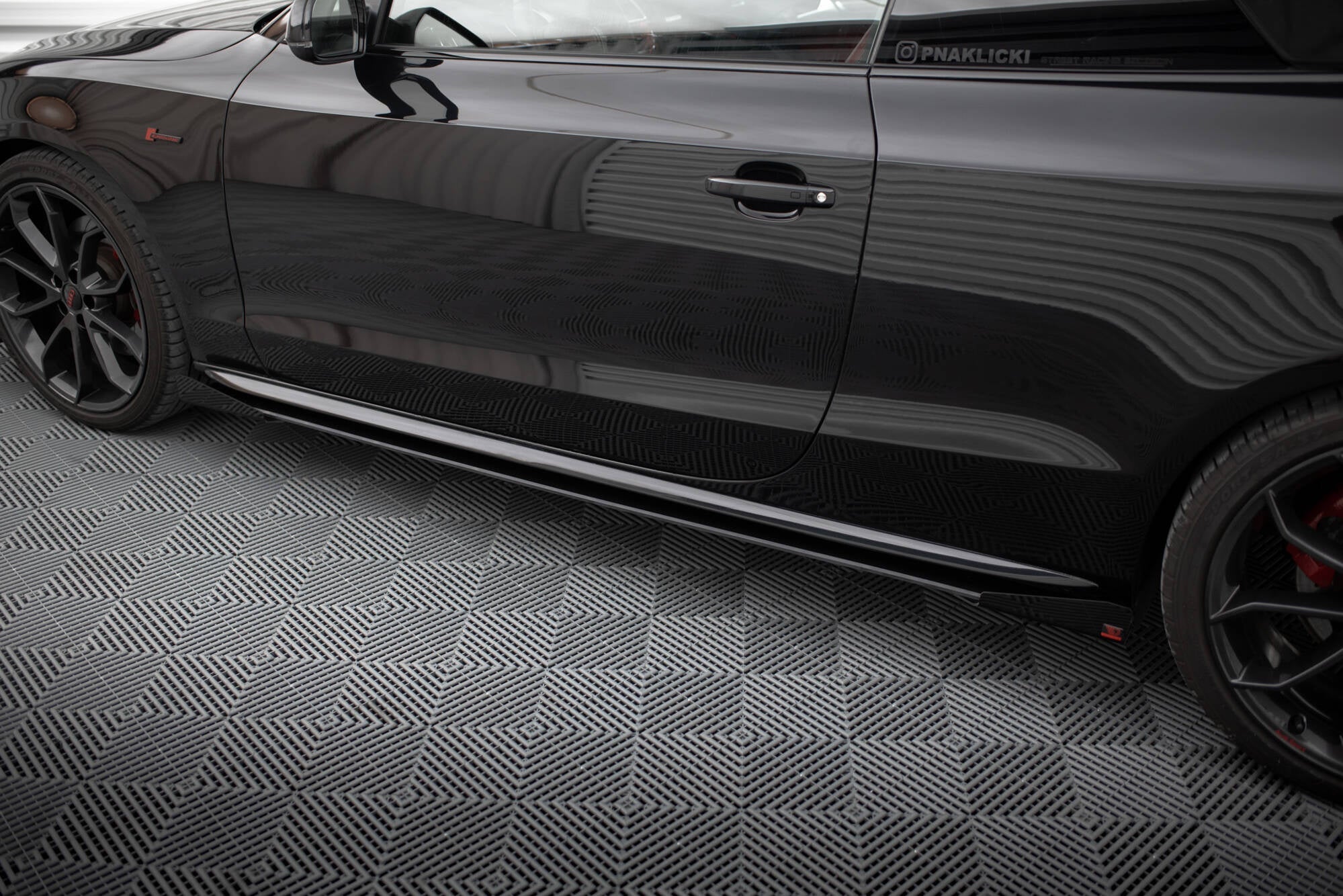 Maxton Design Street Pro Side Skirts Diffusers + Flaps para Audi A5 / A5 S-Line / S5 Coupe / Cabrio 8T / 8T Facelift - imagen 2