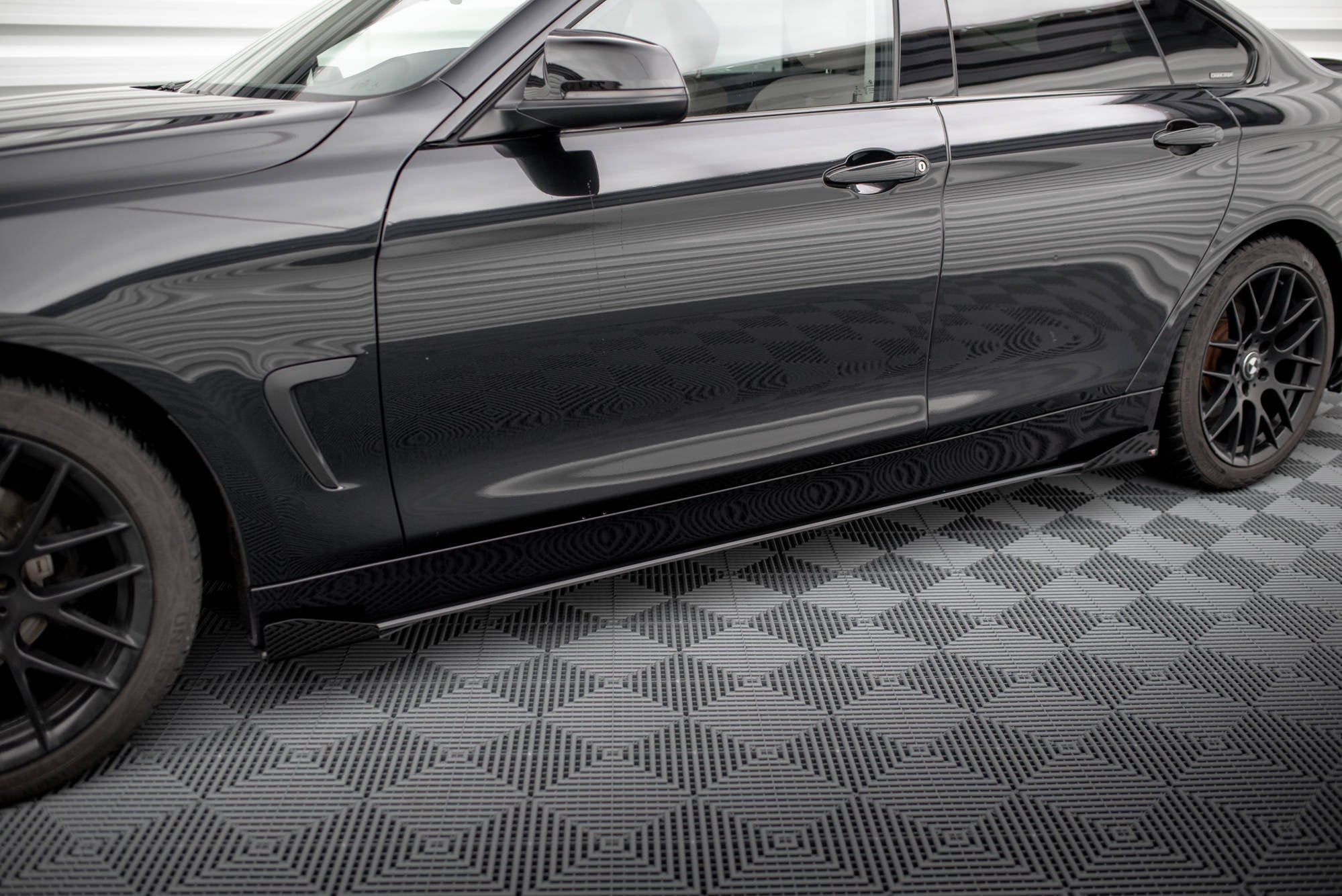 Maxton Design Street Pro Side Skirts Diffusers + Flaps para BMW 4 Gran Coupe F36 - imagen 1