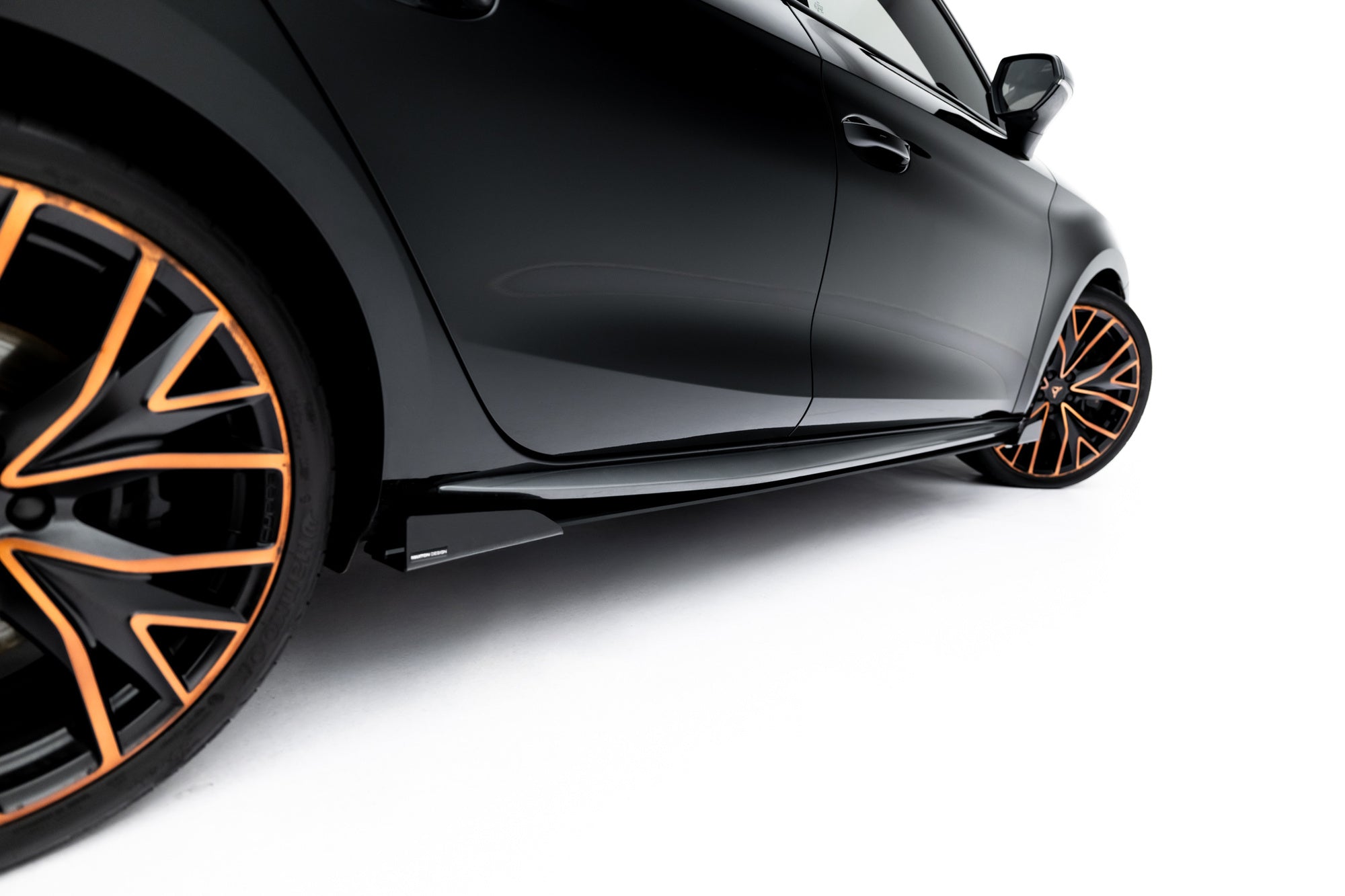 Maxton Design Street Pro Side Skirts Diffusers + Flaps para Cupra Leon ST / Hatchback Aero Mk1 / Mk1 Facelift - imagen 6