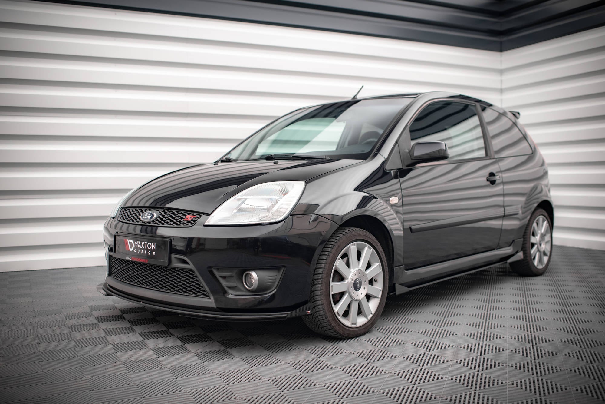 Maxton Design Street Pro Side Skirts Diffusers + Flaps para Ford Fiesta ST Mk6 - imagen 2