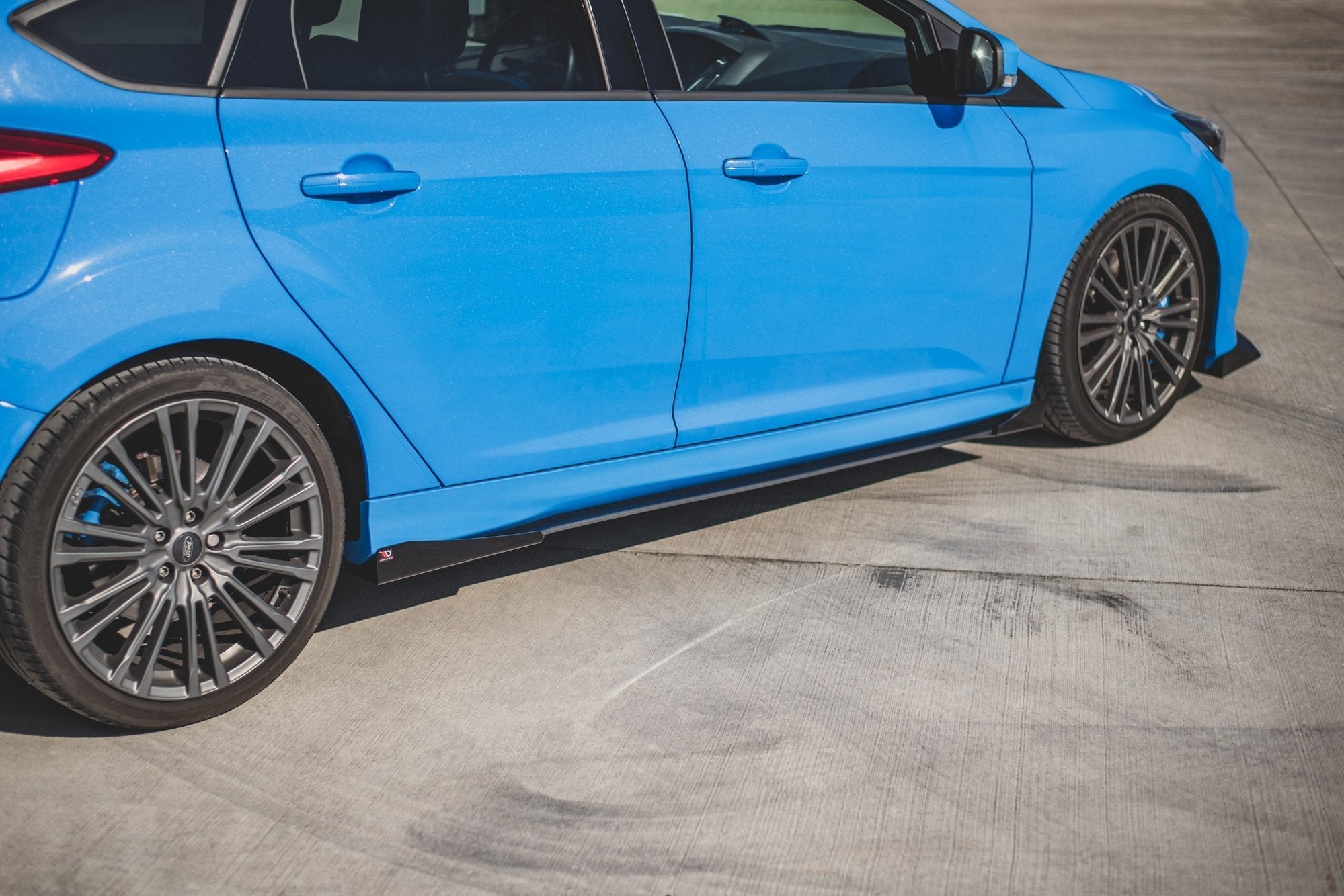 Maxton Design Street Pro Side Skirts Diffusers + Flaps para Ford Focus RS Mk3 - imagen 3