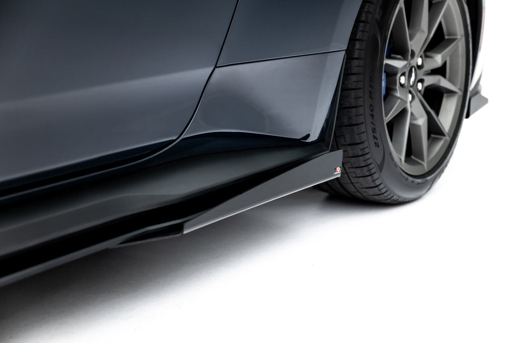 Maxton Design Street Pro Side Skirts Diffusers + Flaps para Ford Mustang Dark Horse Mk7 - imagen 4