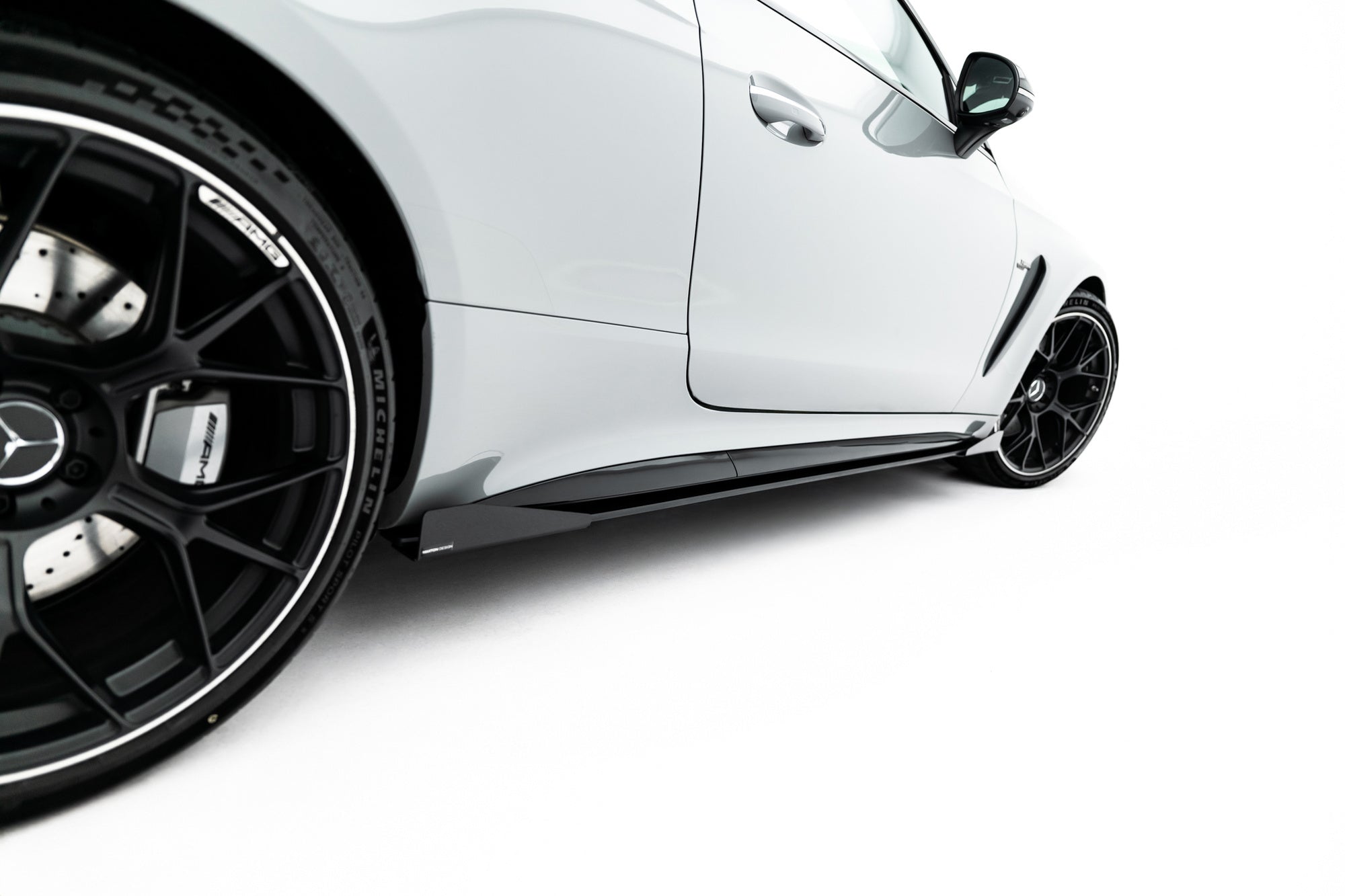 Maxton Design Street Pro Side Skirts Diffusers + Flaps para Mercedes-AMG CLE 53 Aero C236 - imagen 5