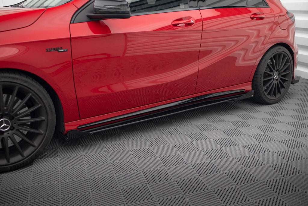 Maxton Design Street Pro Side Skirts Diffusers + Flaps para Mercedes-Benz A 45 AMG W176 Facelift - imagen 1