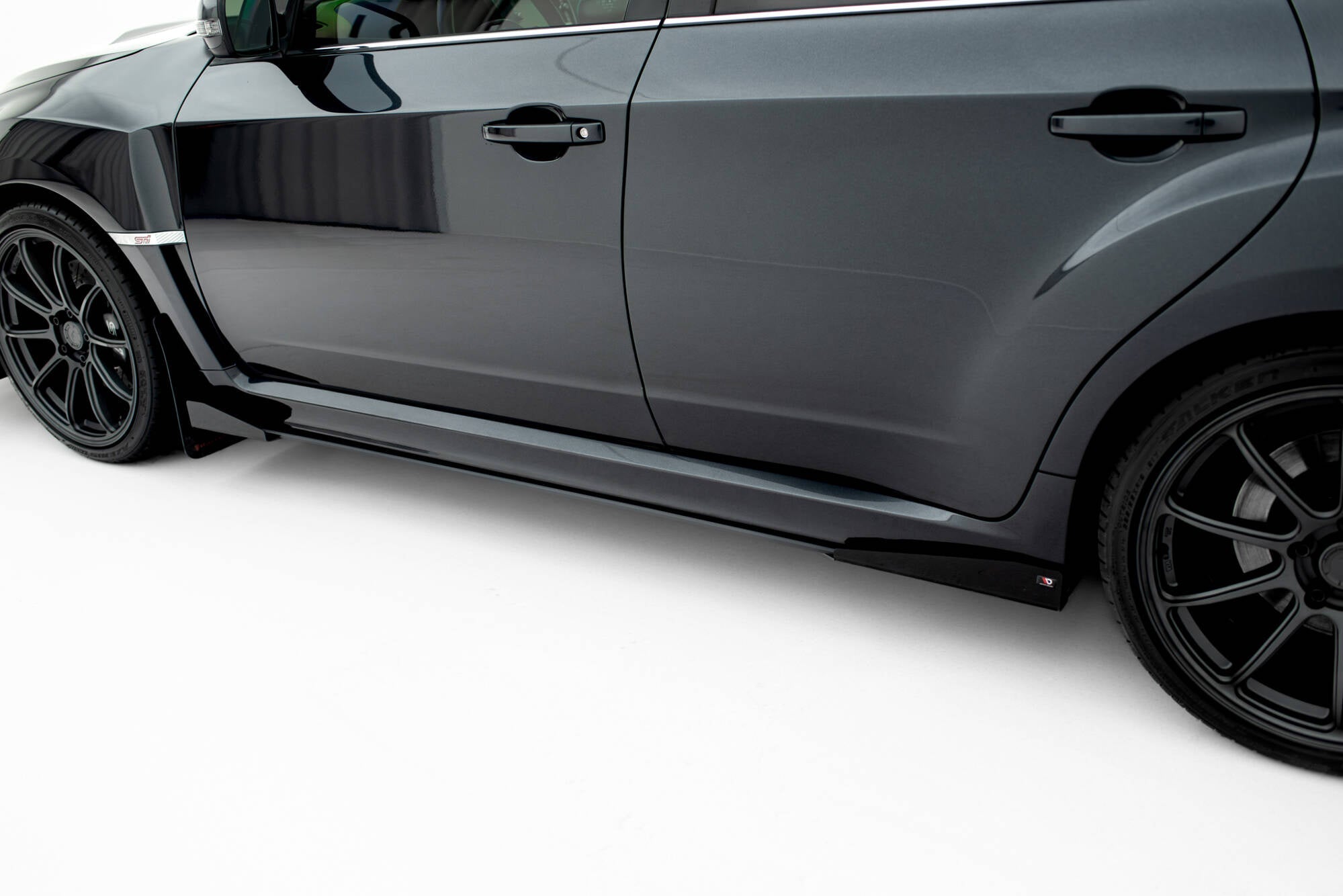 Maxton Design Street Pro Side Skirts Diffusers + Flaps para Subaru Impreza WRX STI Mk3 Facelift - imagen 3