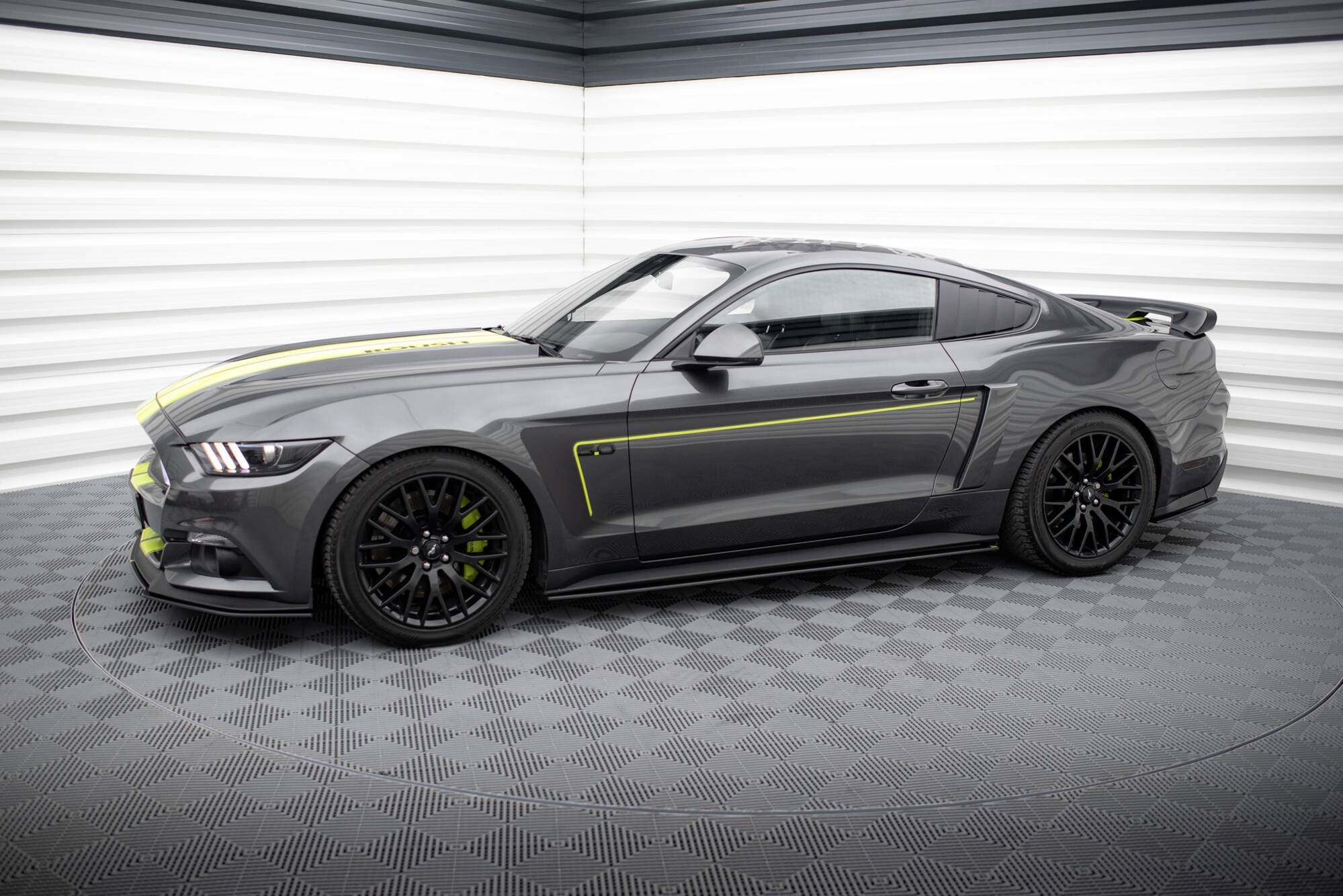 Maxton Design Street Pro Side Skirts Diffusers para Ford Mustang GT Mk6 - imagen 2