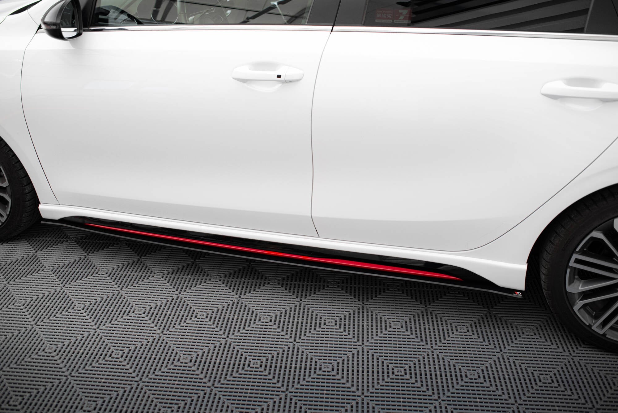 Maxton Design Street Pro Side Skirts Diffusers para Kia Ceed GT Mk3 / Proceed Mk1 - imagen 3