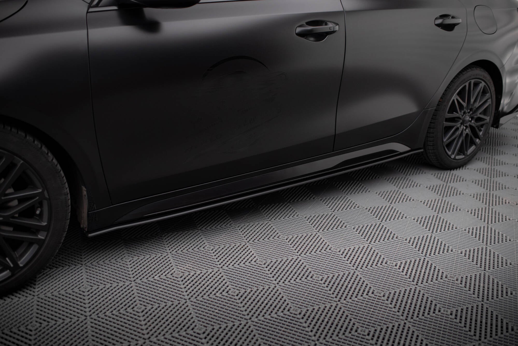 Maxton Design Street Pro Side Skirts Diffusers para Kia Proceed GT / GT-Line Mk1 Facelift / Ceed GT Mk3 Facelift - imagen 1