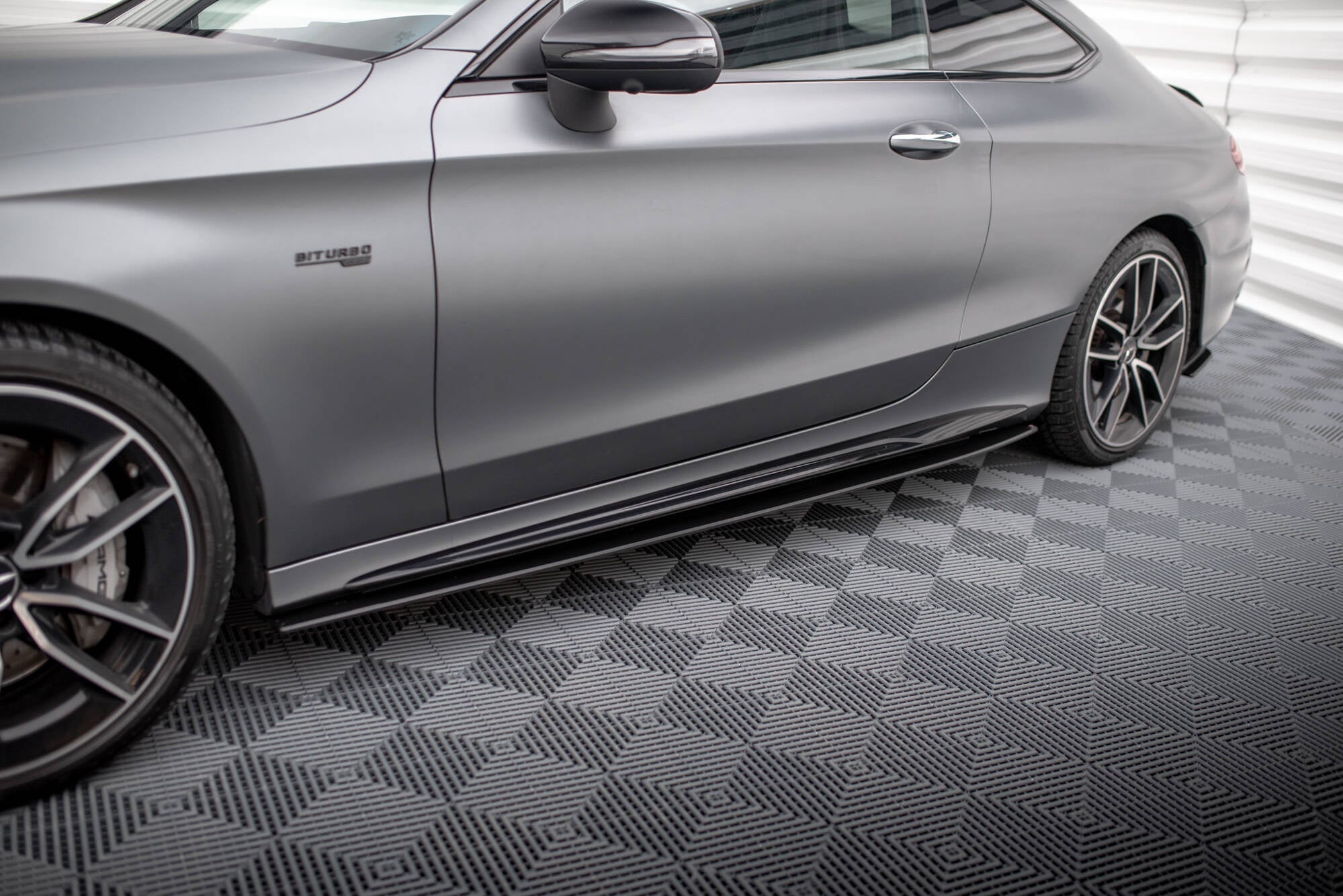 Maxton Design Street Pro Side Skirts Diffusers para Mercedes-AMG C43 Coupe / Cabrio C205 Facelift / A205 Facelift - imagen 1