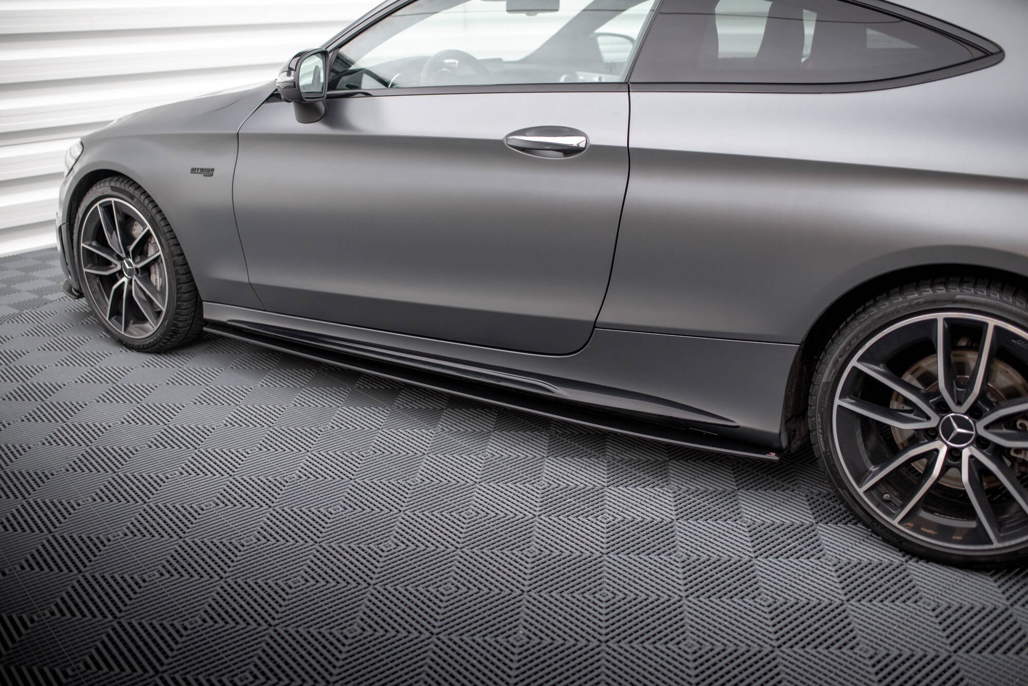 Maxton Design Street Pro Side Skirts Diffusers para Mercedes-AMG C43 Coupe / Cabrio C205 Facelift / A205 Facelift - imagen 3