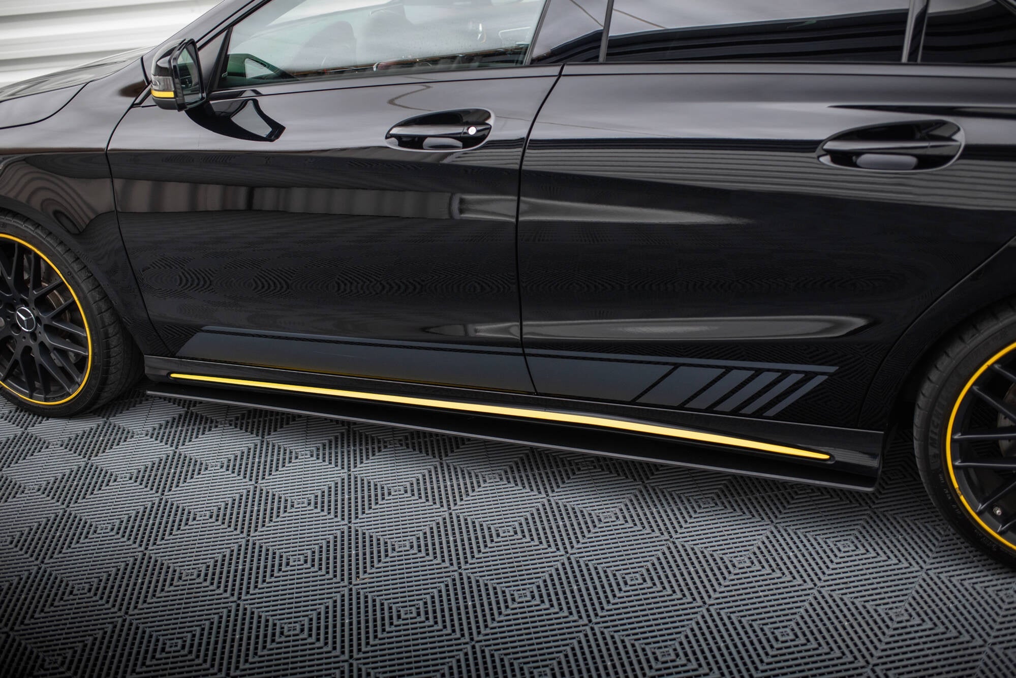 Maxton Design Street Pro Side Skirts Diffusers para Mercedes-AMG CLA 45 C117 Facelift - imagen 3