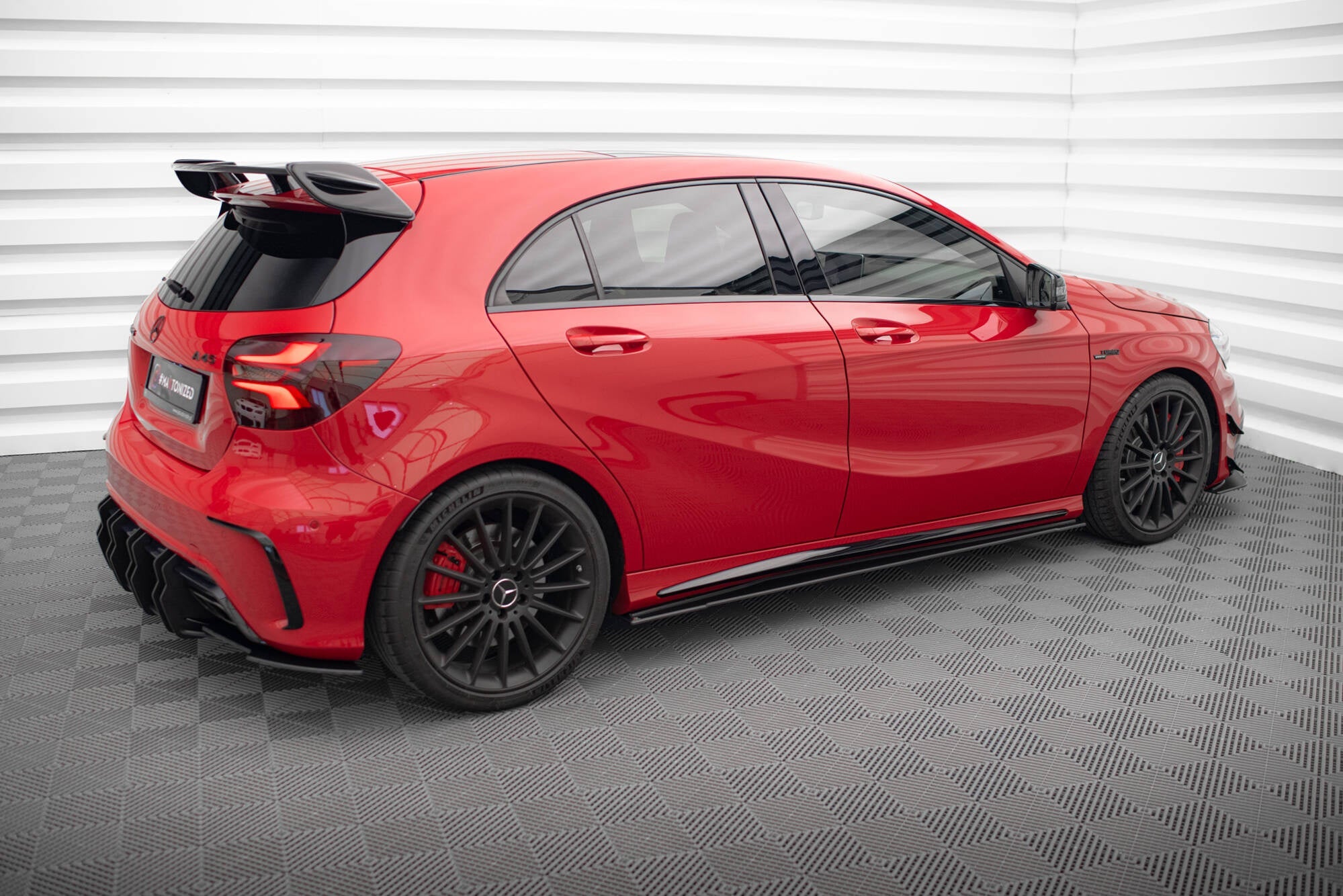Maxton Design Street Pro Side Skirts Diffusers para Mercedes-Benz A 45 AMG W176 Facelift - imagen 5