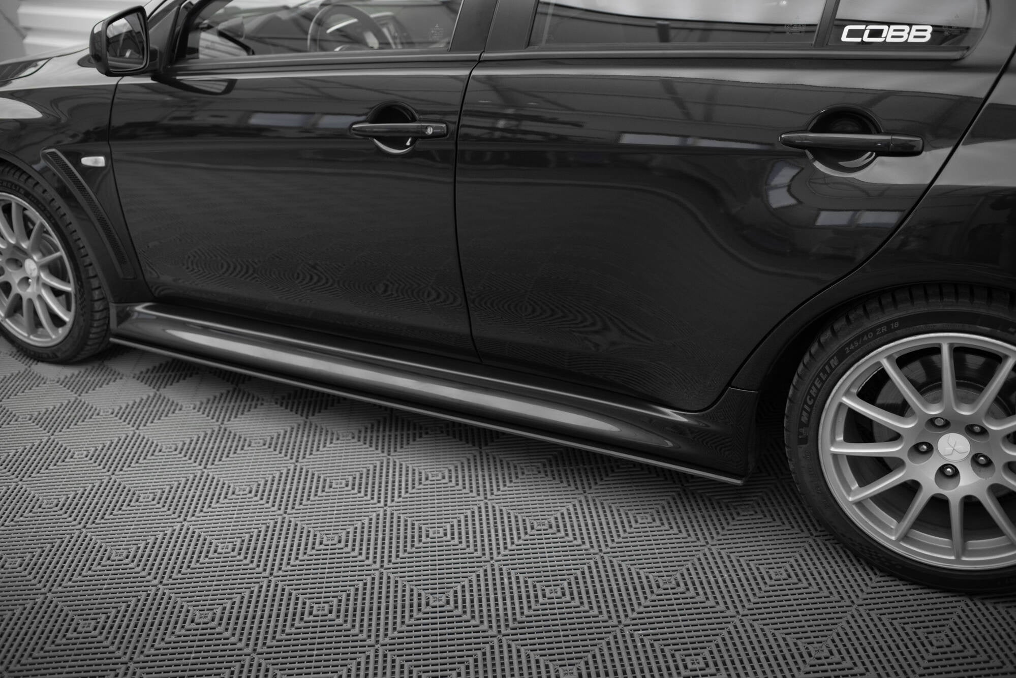 Maxton Design Street Pro Side Skirts Diffusers para Mitsubishi Lancer EVO X - imagen 3