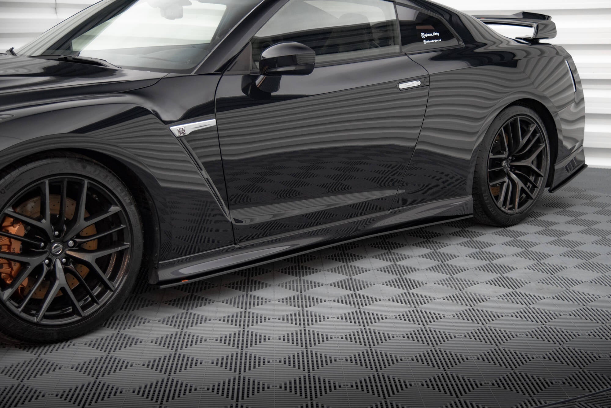 Maxton Design Street Pro Side Skirts Diffusers para Nissan GTR R35 Facelift - imagen 1