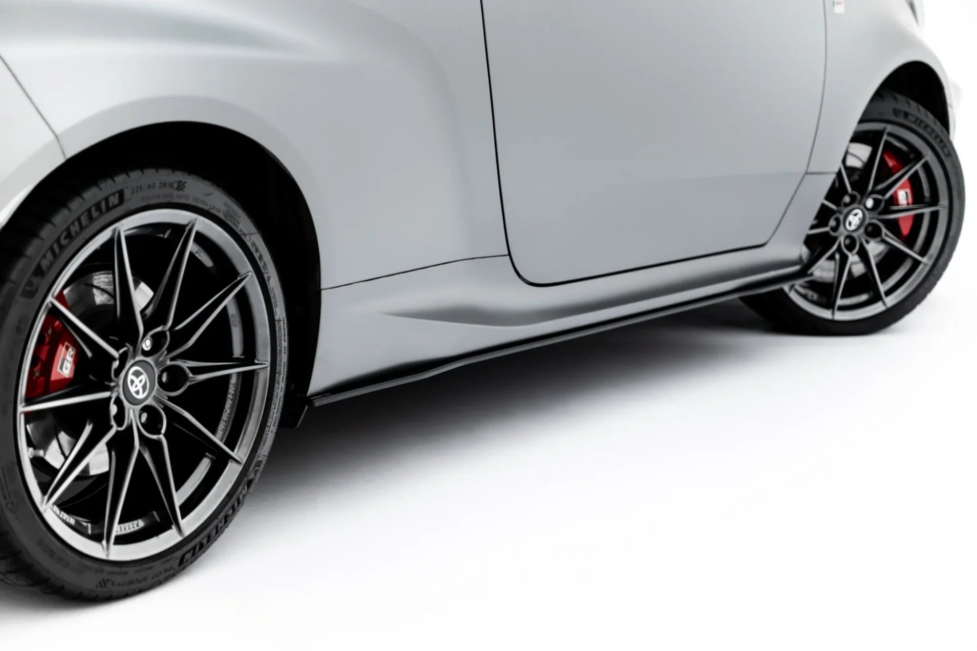 Maxton Design Street Pro Side Skirts Diffusers para Toyota GR Yaris Mk4 Facelift - imagen 4