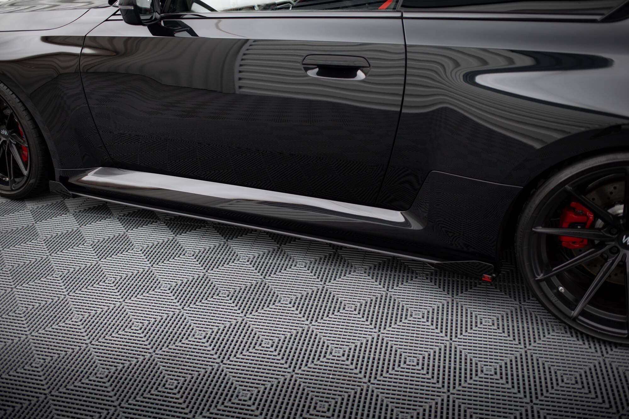 Maxton Design Street Pro Side Skirts Diffusers V.1 + Flaps para BMW M2 G87 - imagen 3
