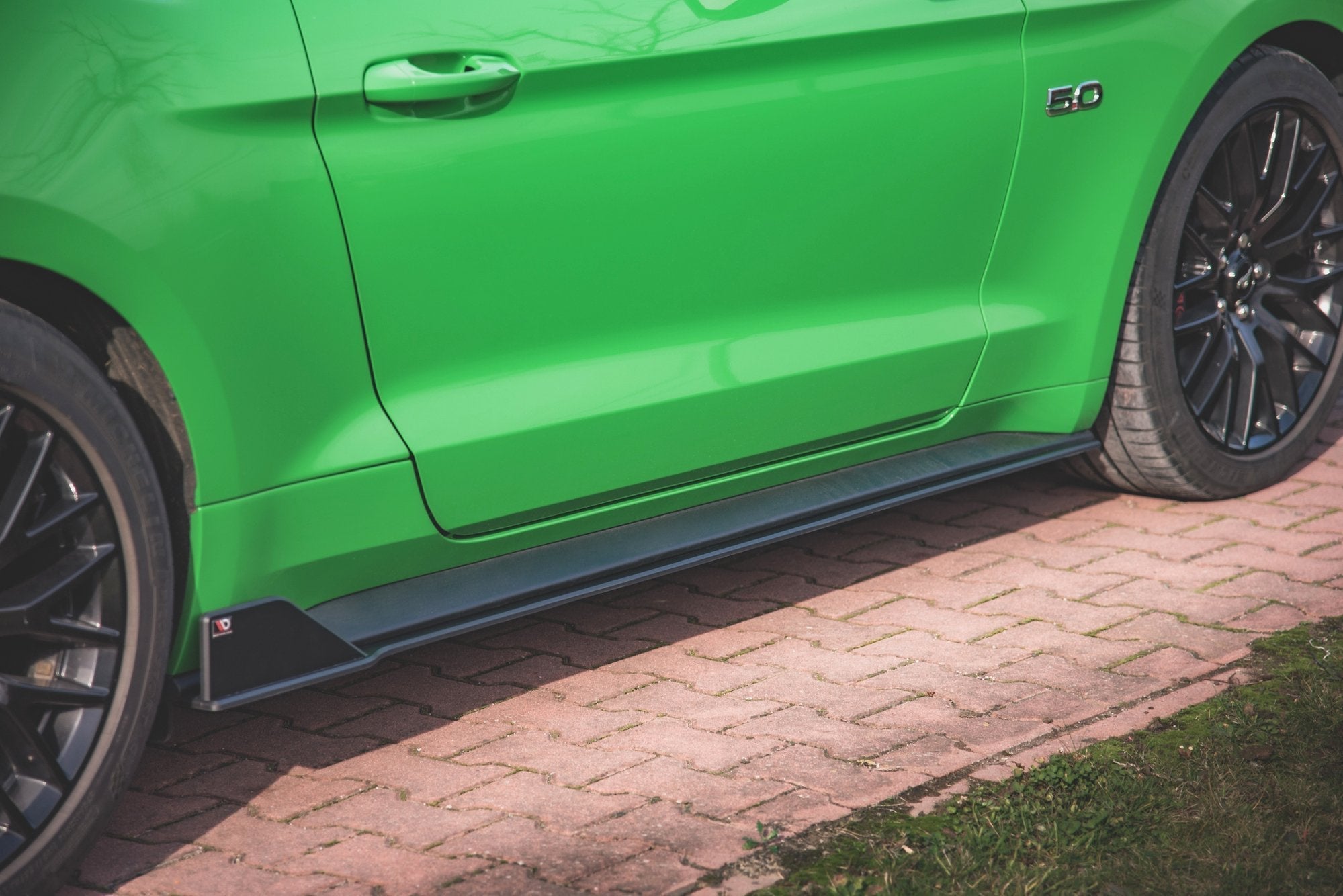 Maxton Design Street Pro Side Skirts Diffusers V.2 para Ford Mustang GT Mk6 Facelift - imagen 1