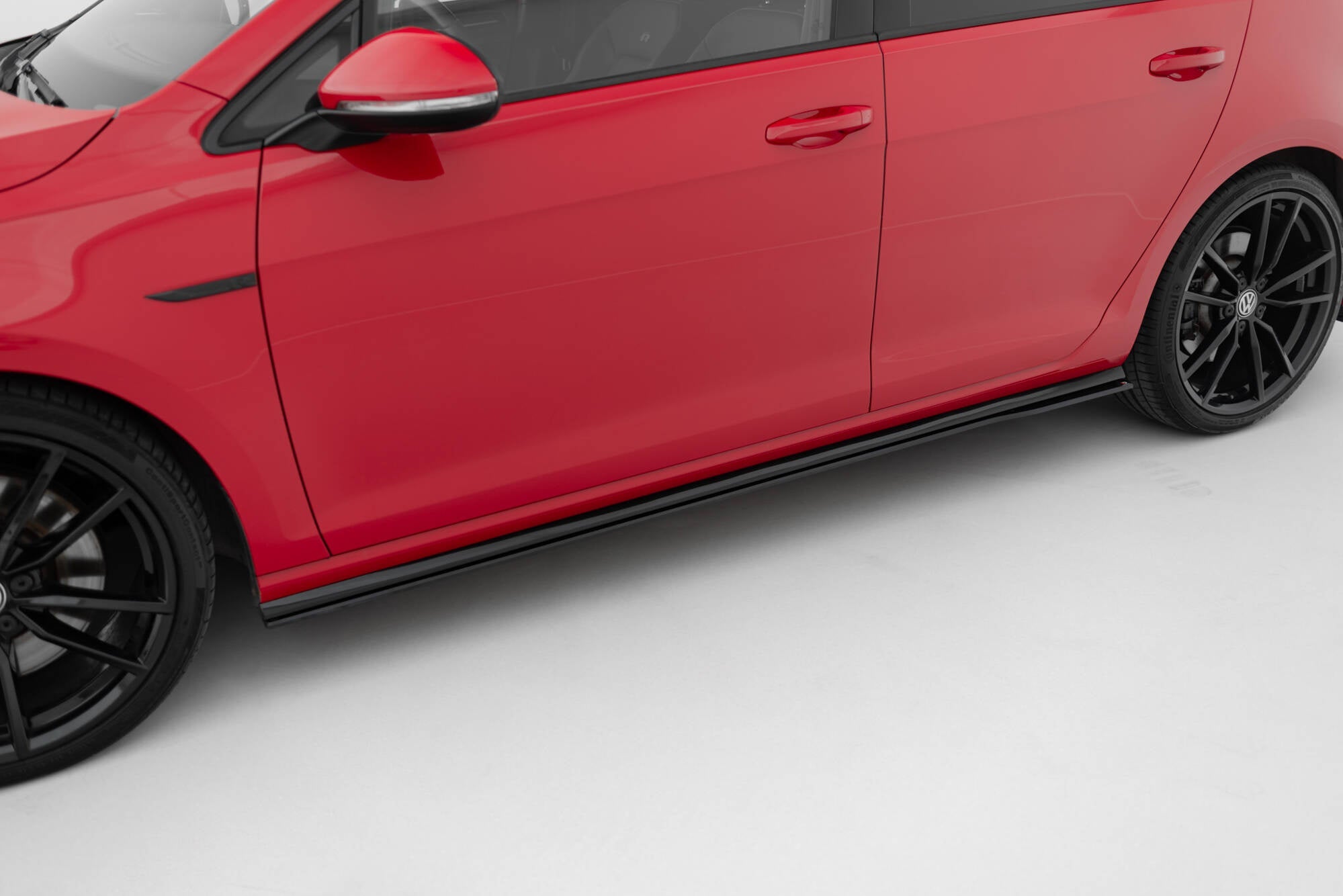Maxton Design Street Pro Side Skirts Diffusers para Volkswagen Golf R / R-Line Mk7 Facelift - imagen 1