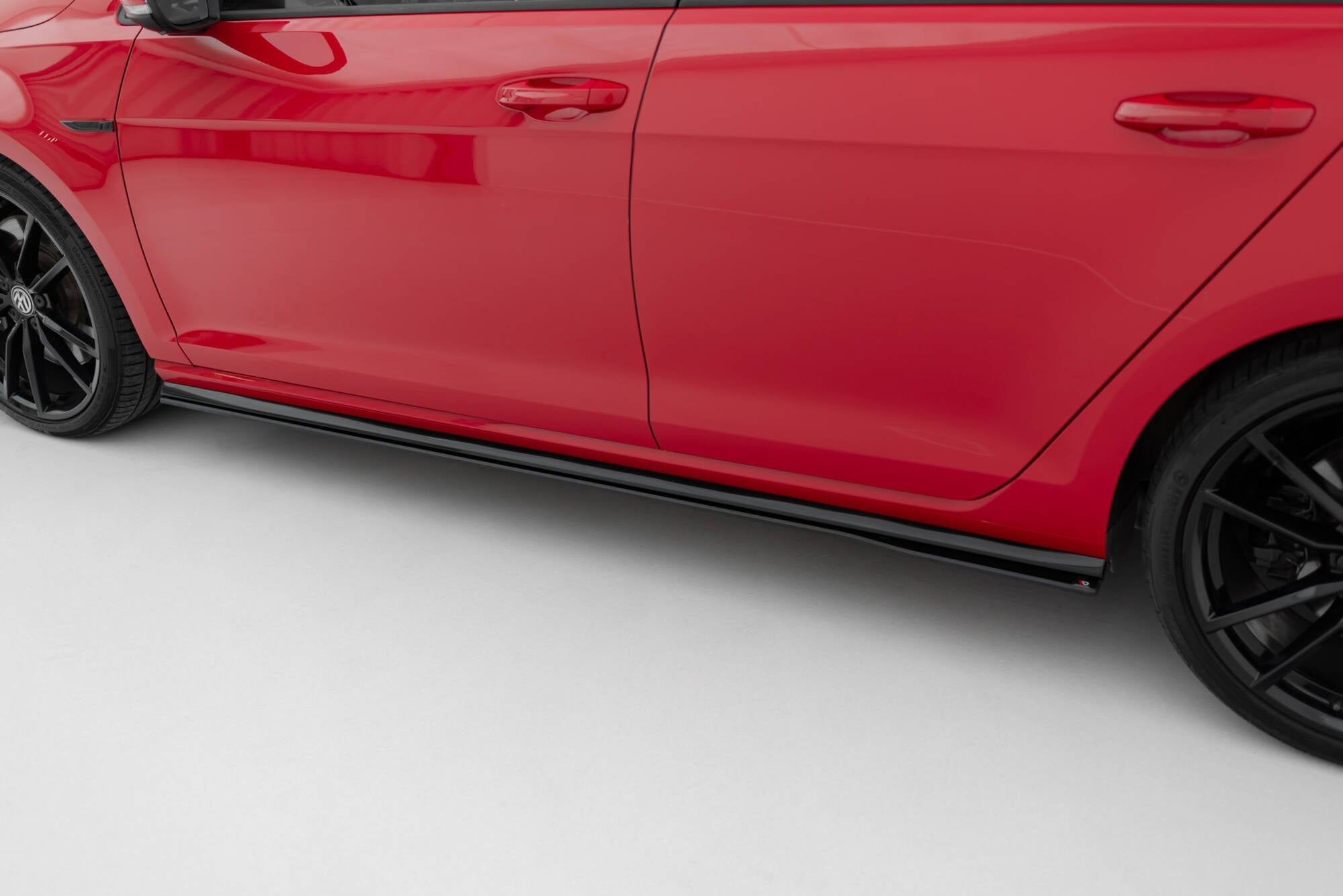 Maxton Design Street Pro Side Skirts Diffusers para Volkswagen Golf R / R-Line Mk7 Facelift - imagen 3