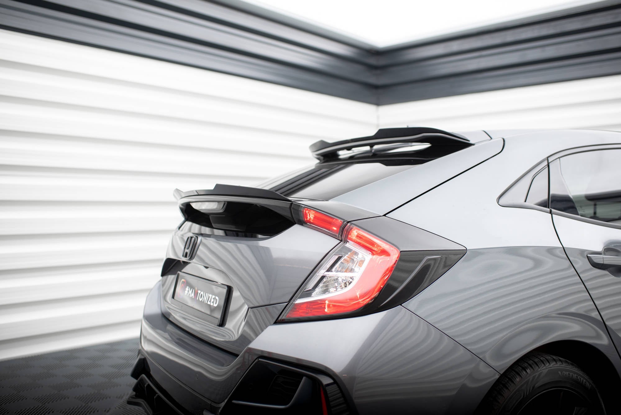 Maxton Design Lower Spoiler Cap para Honda Civic Sport Mk 10 - imagen 5