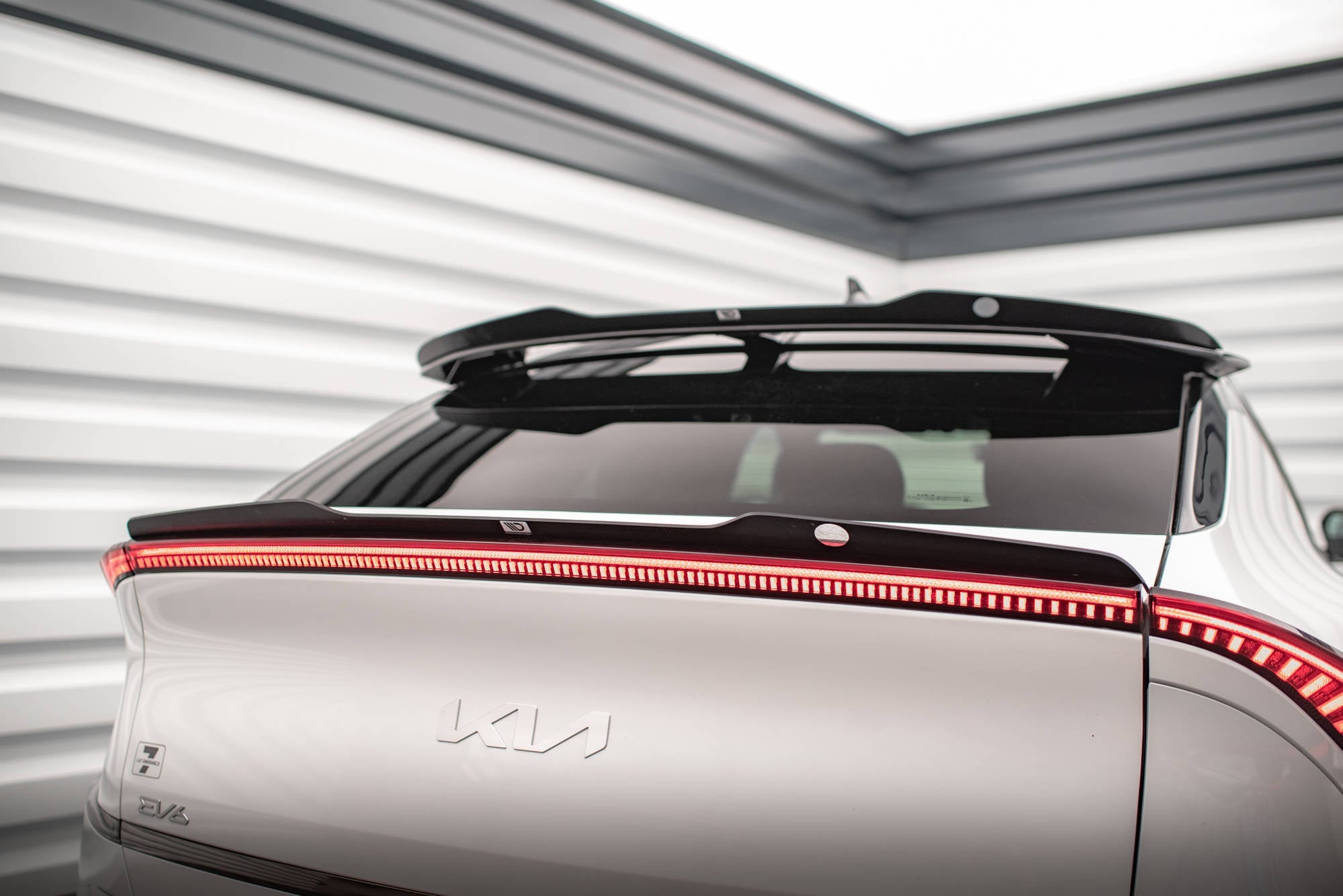 Maxton Design Lower Spoiler Cap para Kia EV6 GT-Line Mk1 - imagen 1