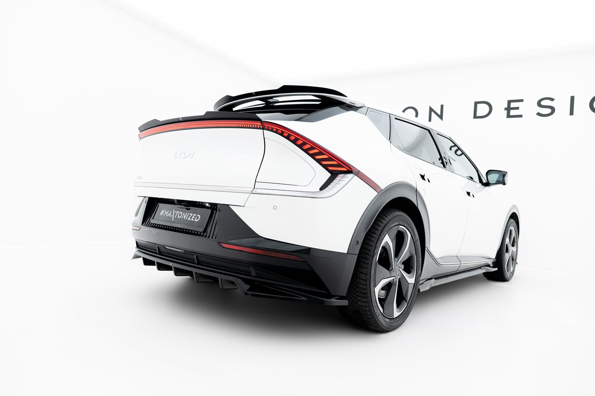 Maxton Design Lower Spoiler Cap para Kia EV6 Mk1 - imagen 2