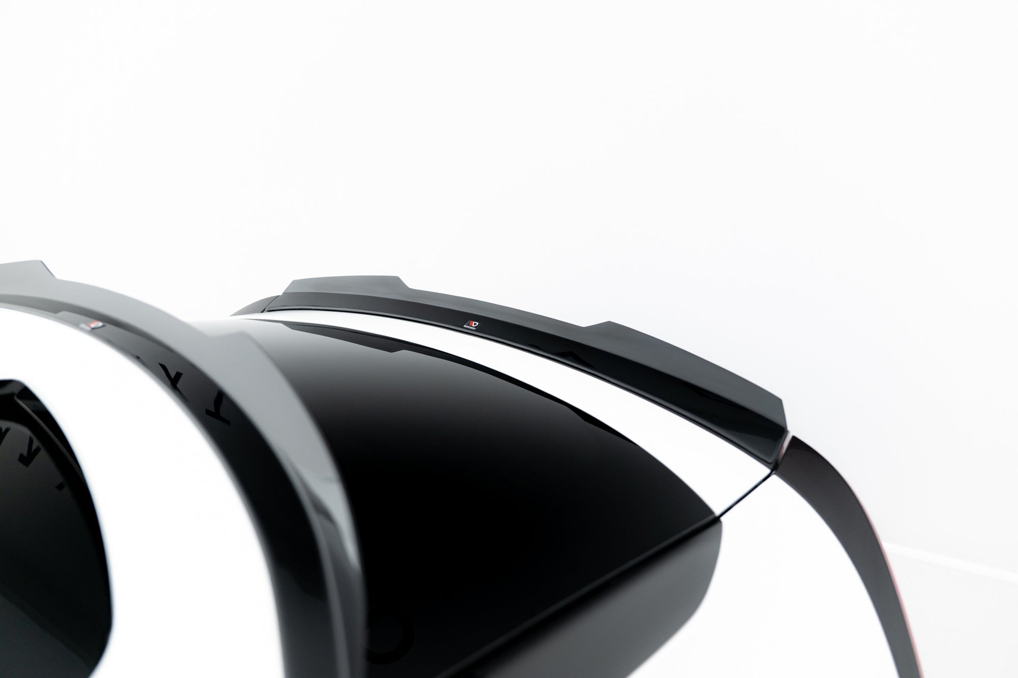 Maxton Design Lower Spoiler Cap para Kia EV6 Mk1 - imagen 3