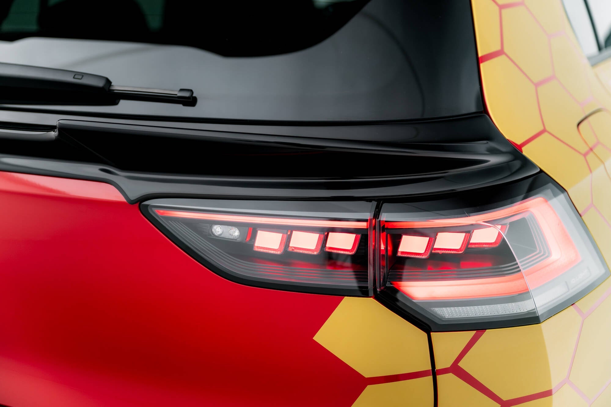 Maxton Design Lower Spoiler Cap 3D para Volkswagen Golf GTI / GTI Clubsport / R / R-Line / GTE / GTD Mk8 / Mk8 Facelift - imagen 4
