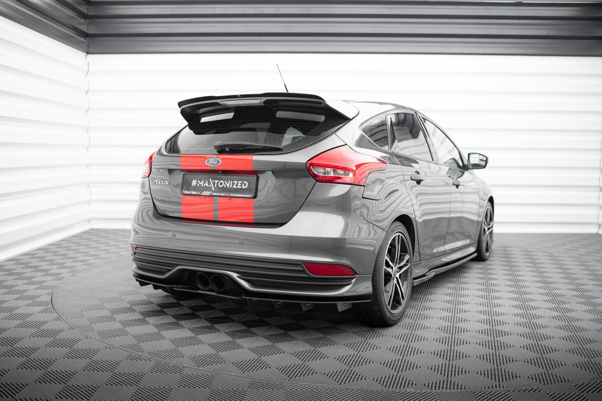 Maxton Design Difusor trasero para Ford Focus ST Mk3 Facelift - imagen 1