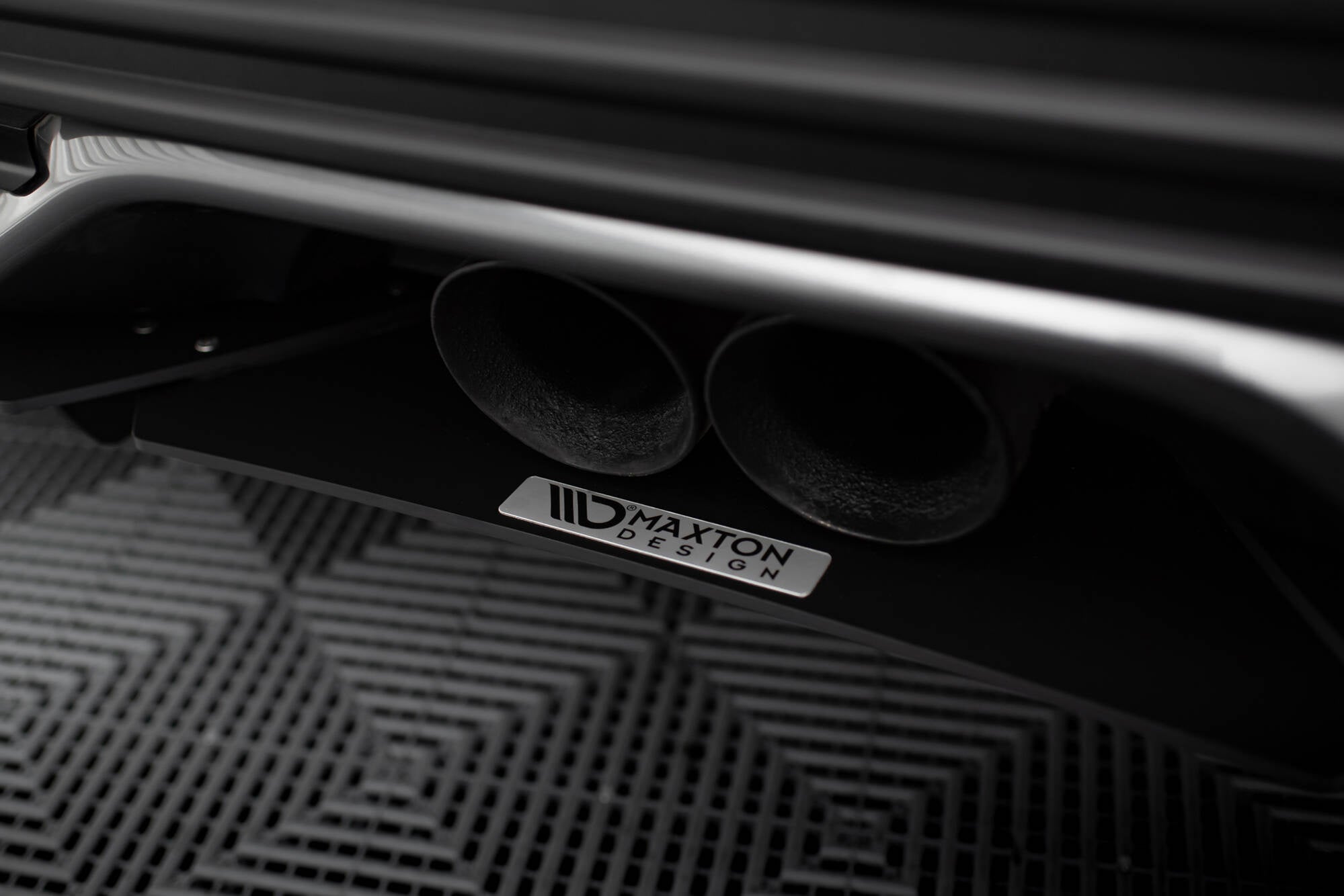 Maxton Design Difusor trasero para Ford Focus ST Mk3 Facelift - imagen 3