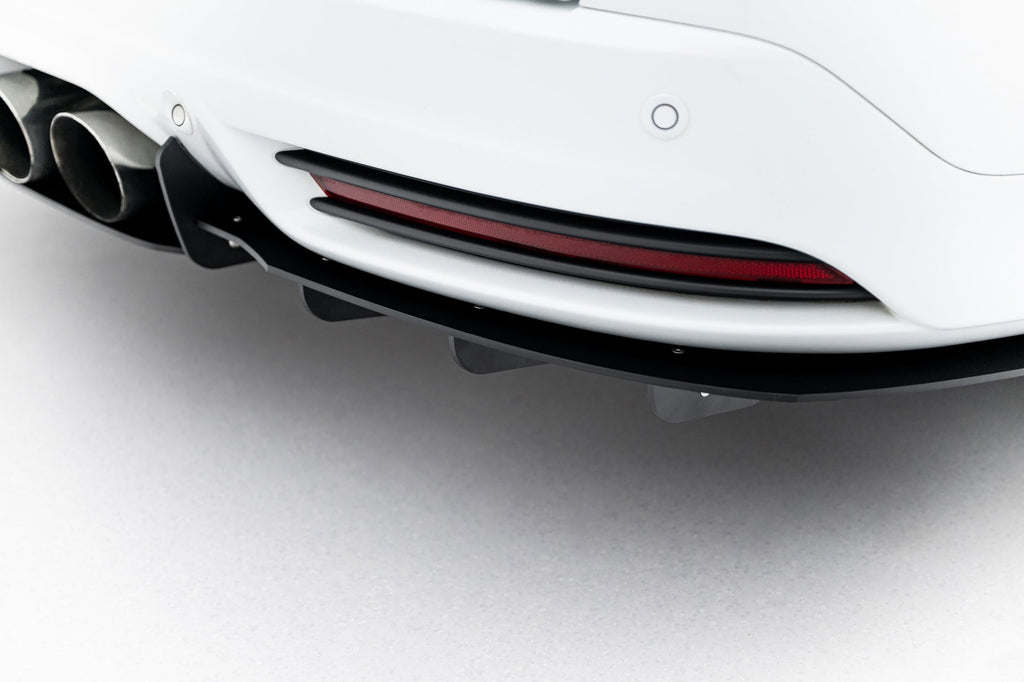 Maxton Design Difusor trasero para Ford Focus ST Mk3 Estate - imagen 2