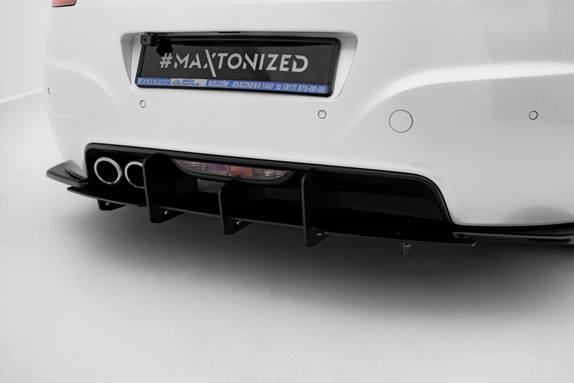 Maxton Design Difusor trasero para Peugeot RCZ Mk1 / Mk1 Facelift - imagen 3