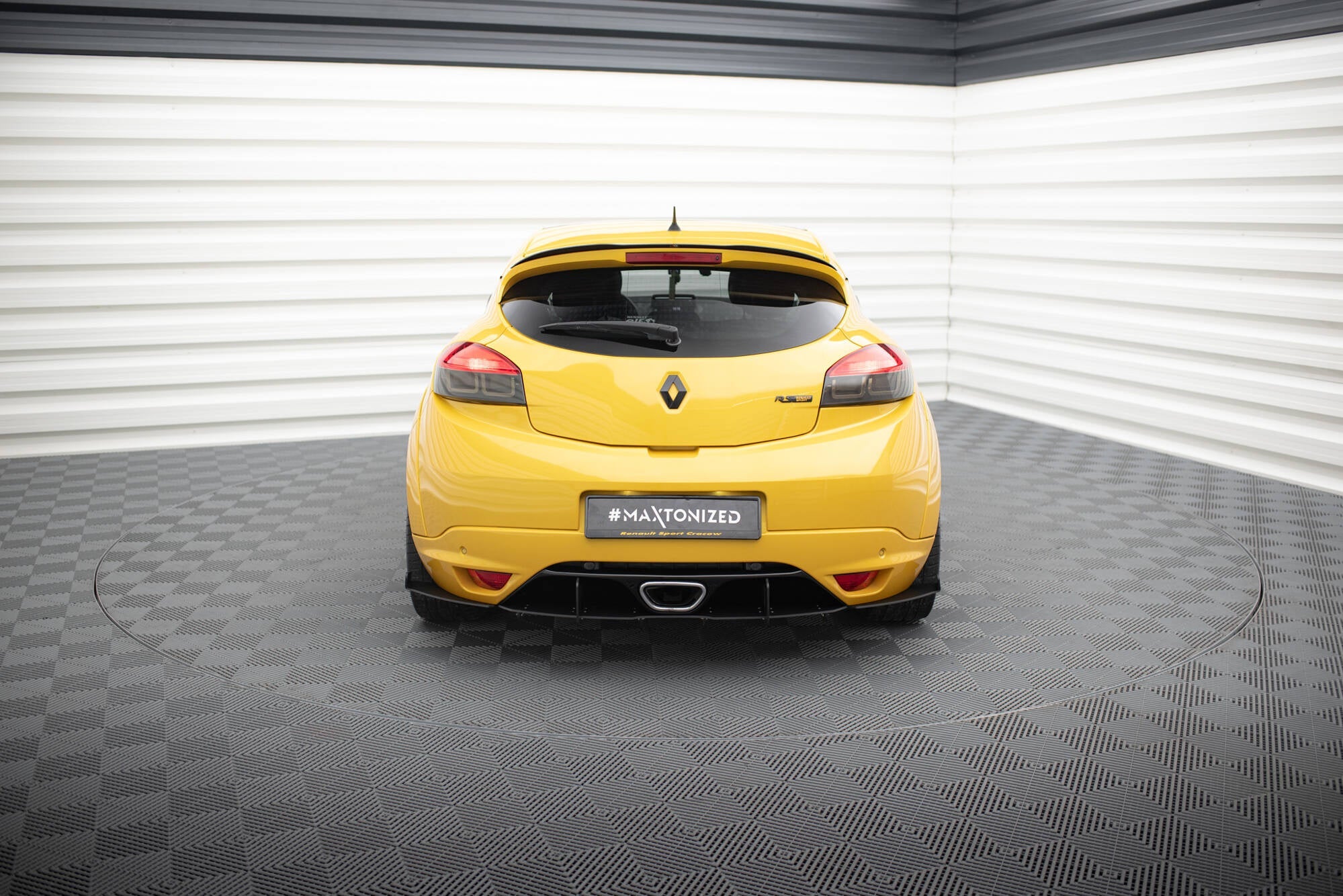 Maxton Design Difusor trasero para Renault MEGANE Mk3 RS - imagen 2