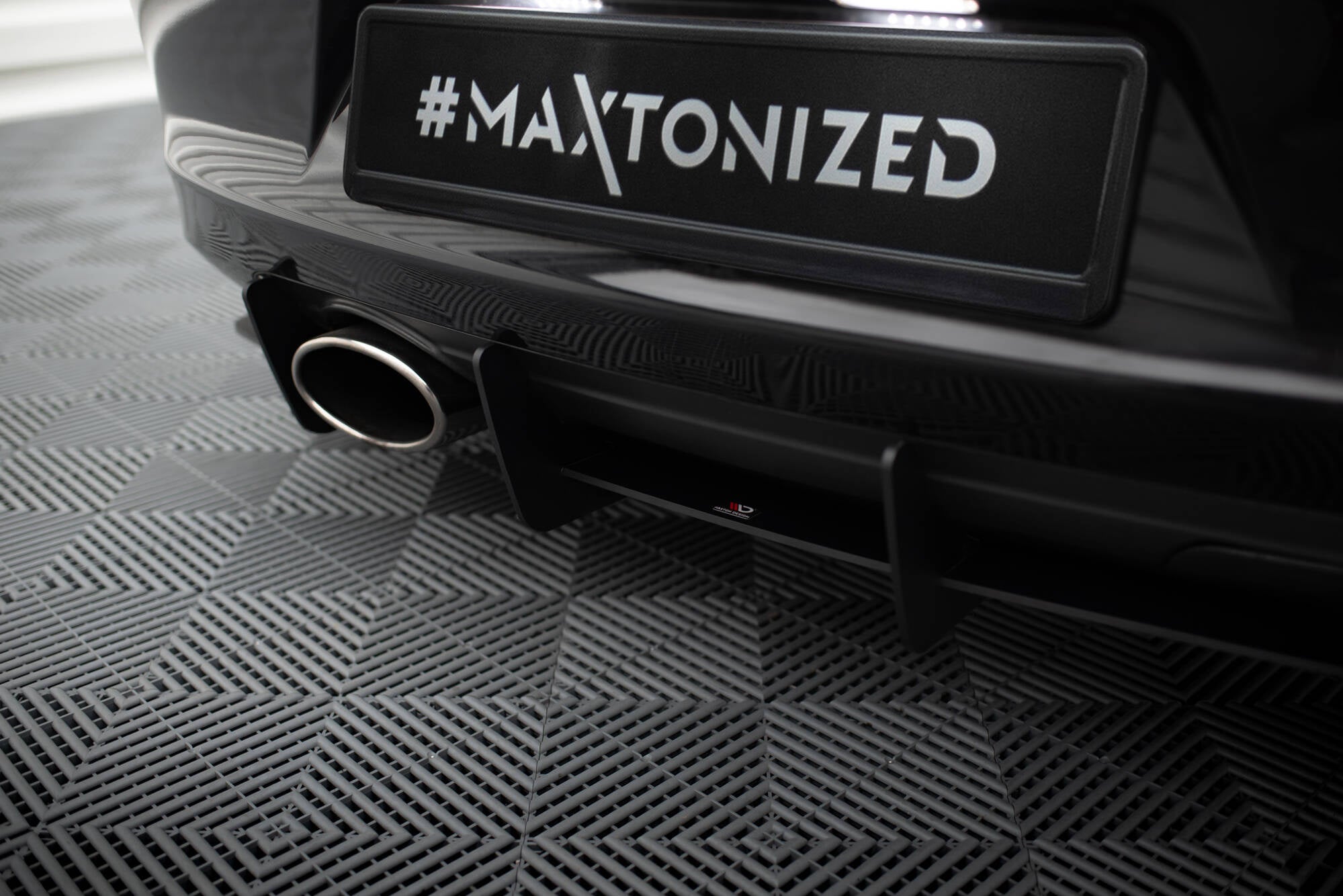 Maxton Design Difusor trasero para Seat Leon Mk1 Cupra - imagen 1