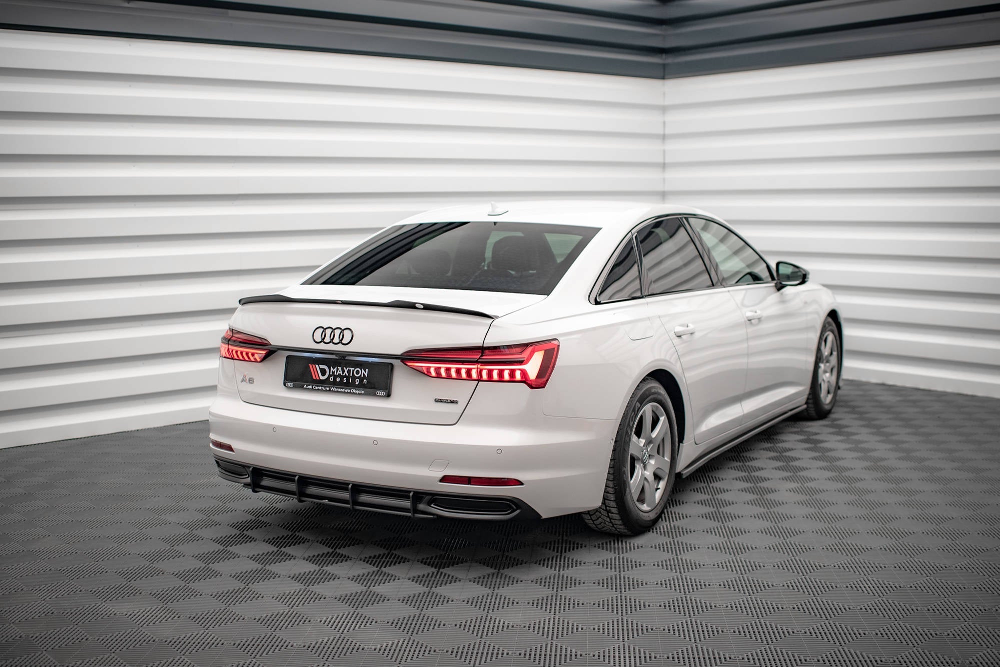 Maxton Design Street Pro Rear Diffuser para Audi A6 C8 - imagen 2