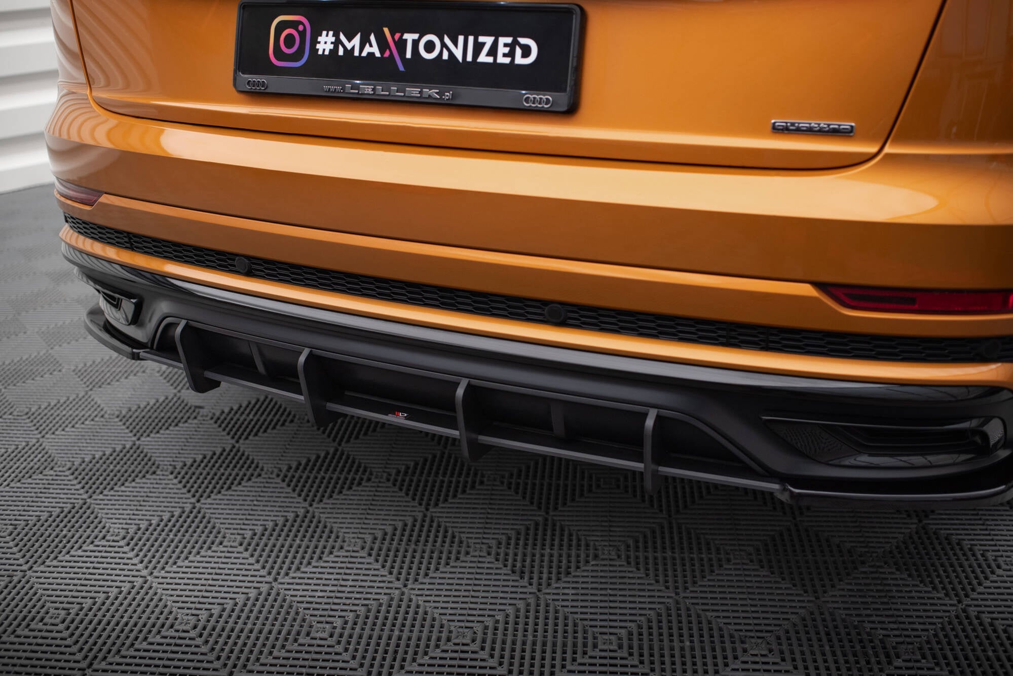 Maxton Design Street Pro Rear Diffuser para Audi Q8 S-Line Mk1 - imagen 1