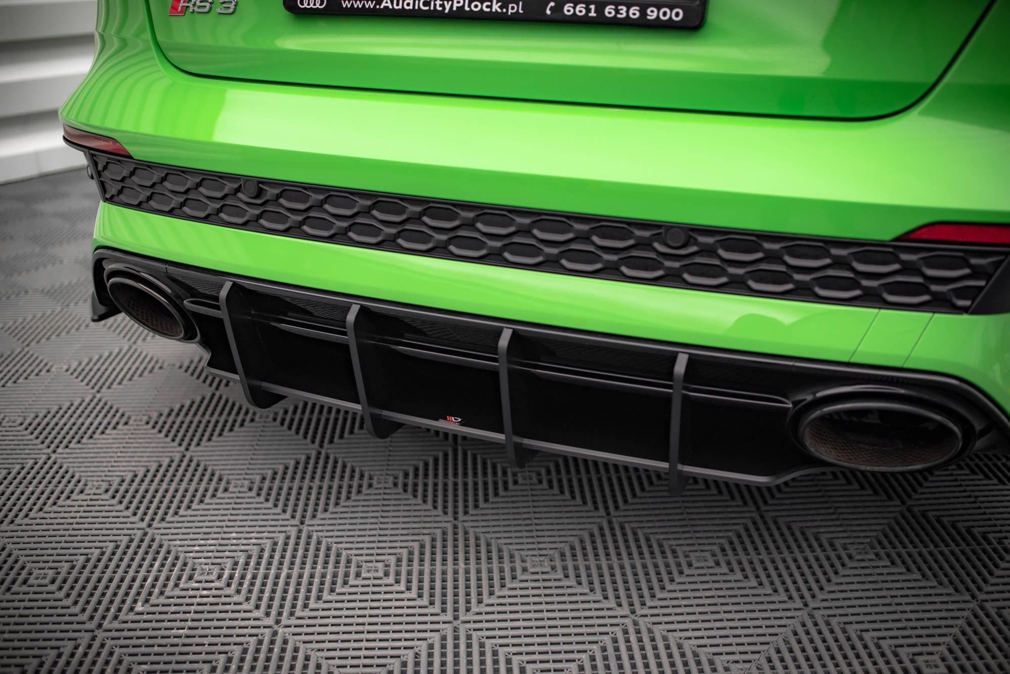 Maxton Design Street Pro Rear Diffuser para Audi RS3 Sedan 8Y - imagen 2