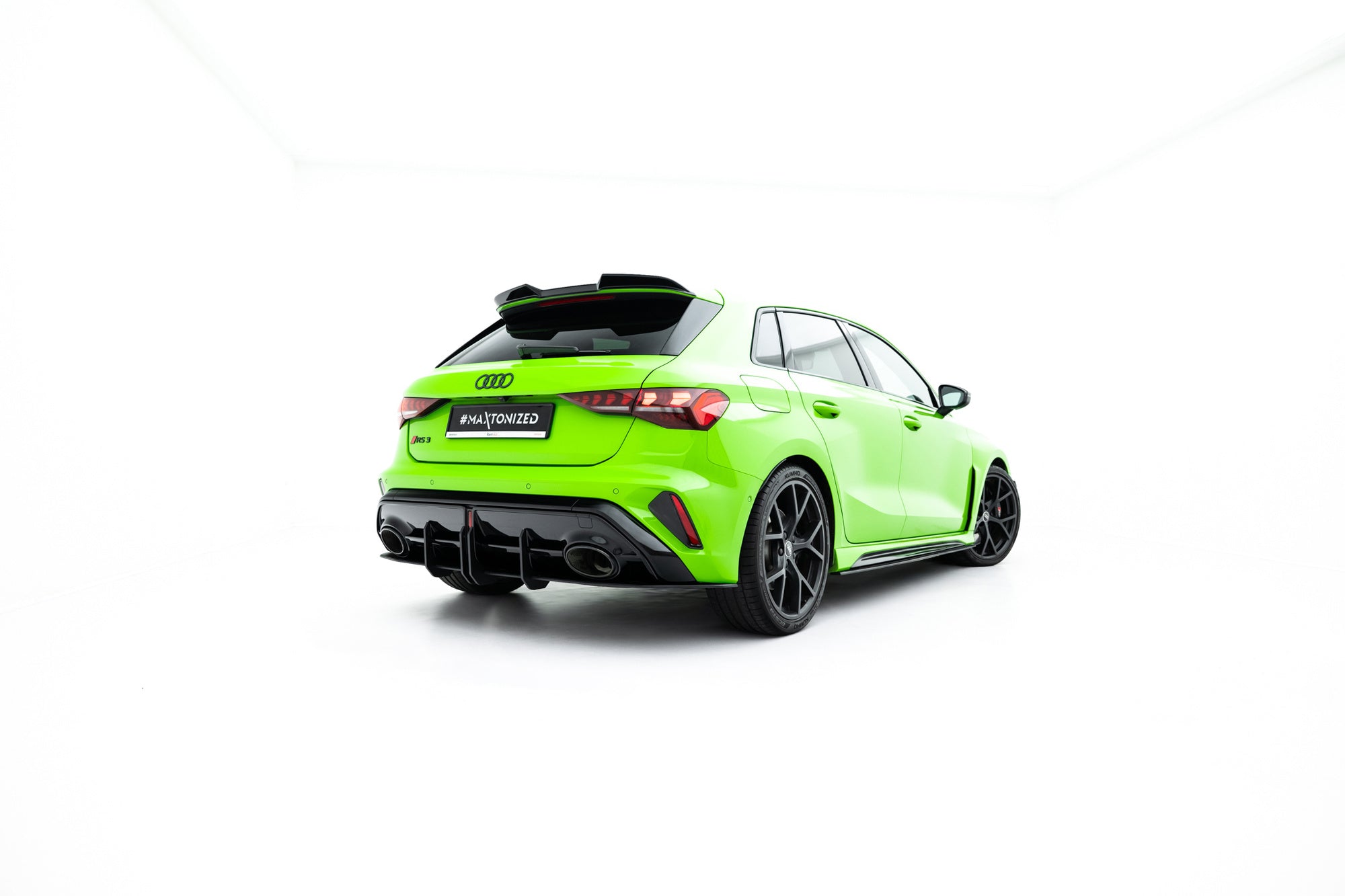 Maxton Design Street Pro Rear Diffuser para Audi RS3 Sportback 8Y Facelift - imagen 1