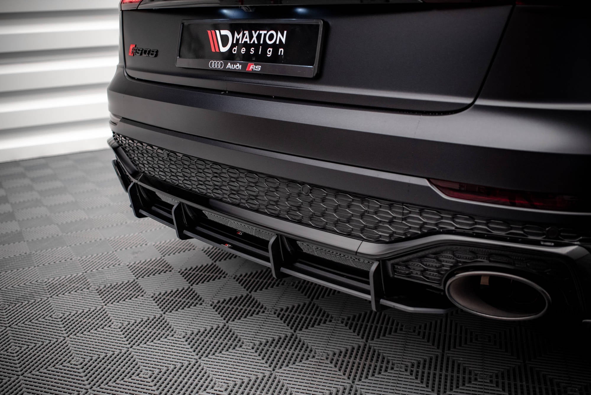 Maxton Design Street Pro Rear Diffuser para Audi RSQ8 Mk1 - imagen 3