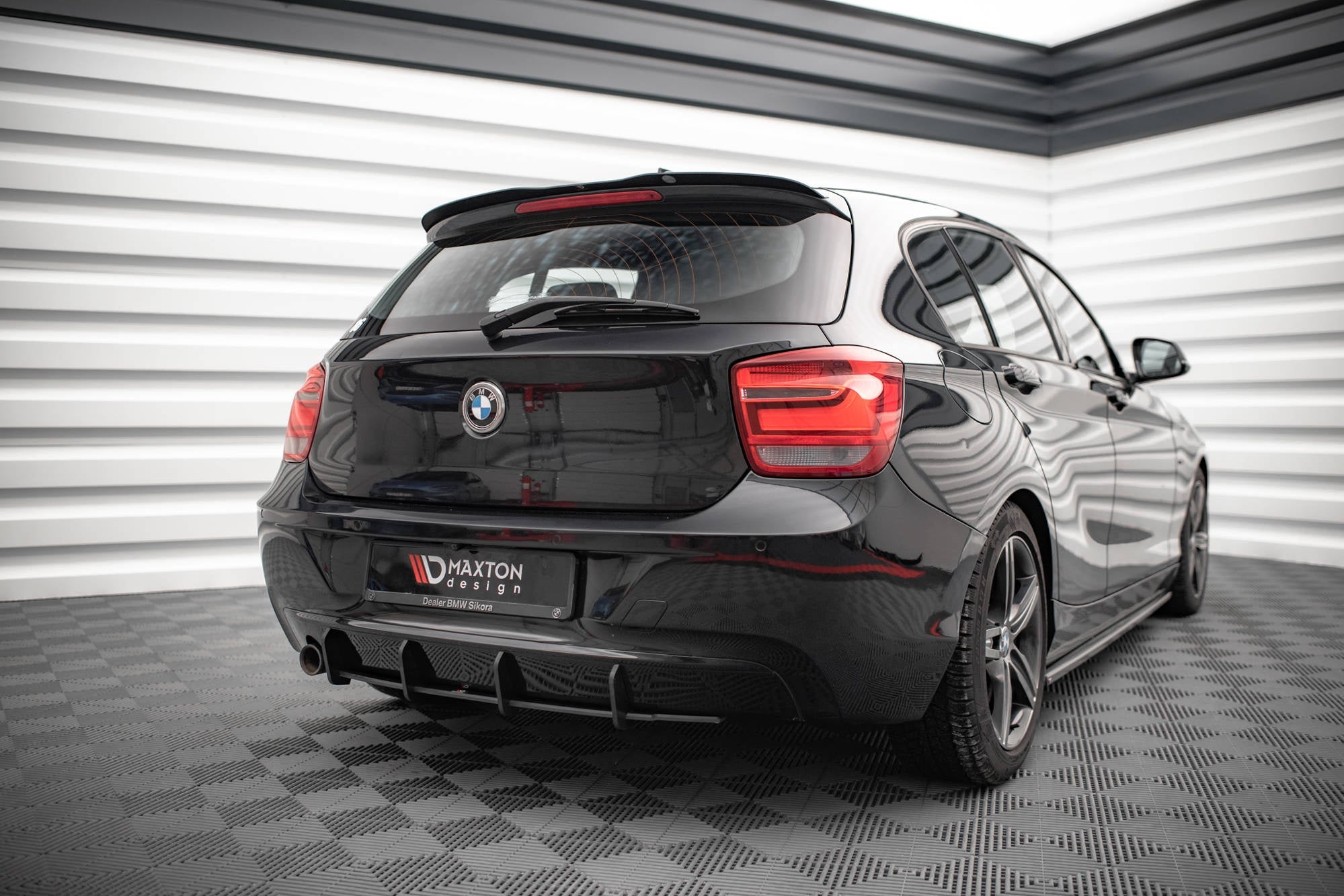 Maxton Design Street Pro Rear Diffuser para BMW 1 F20 - imagen 1