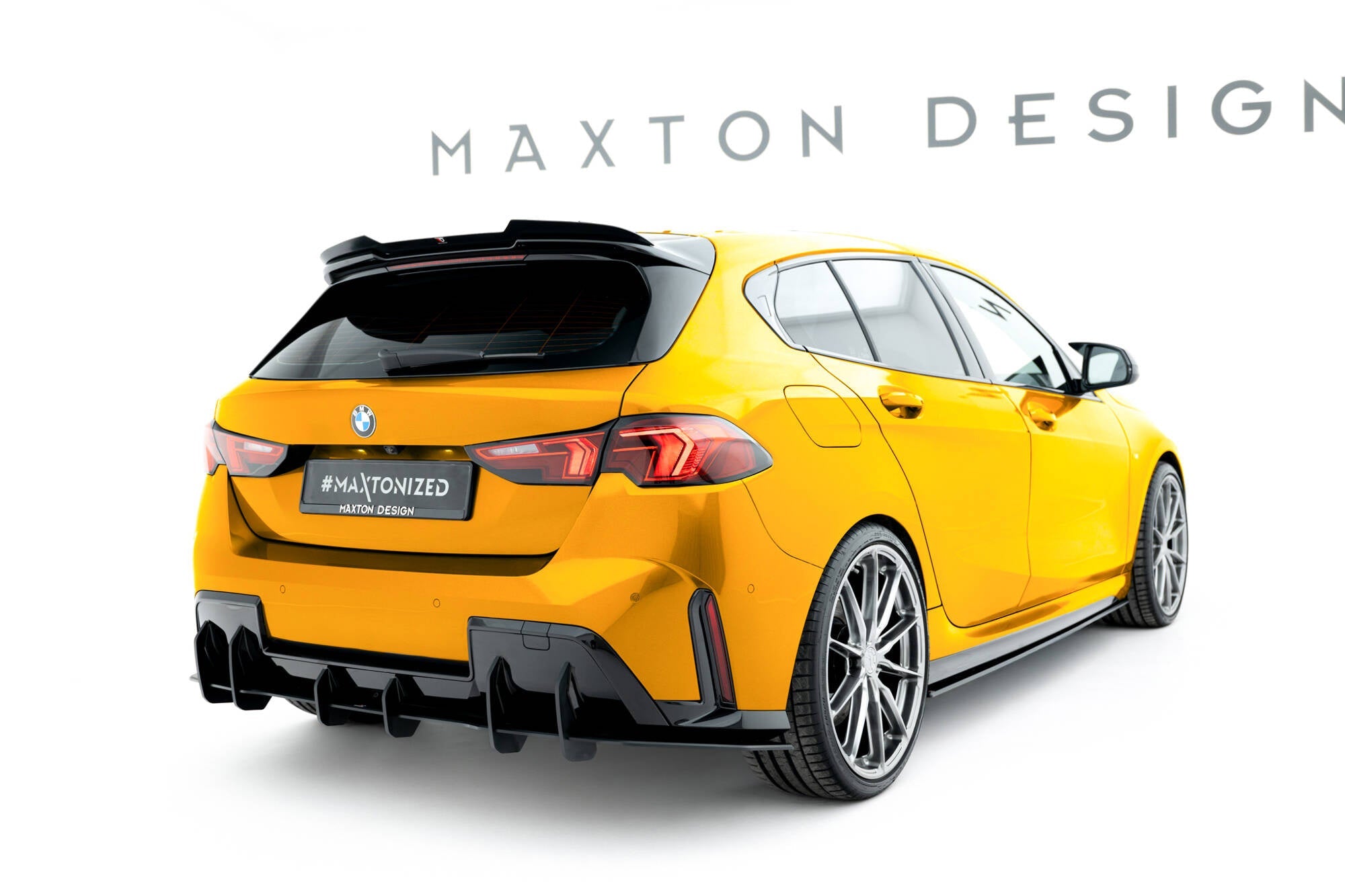 Maxton Design Street Pro Rear Diffuser para BMW 1 M-Pack F70 - imagen 1