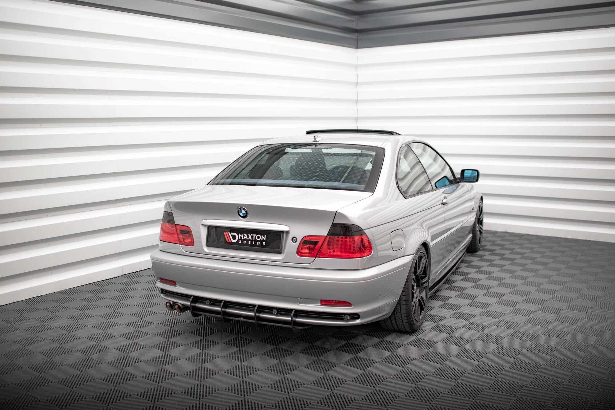 Maxton Design Street Pro Rear Diffuser para BMW 3 Coupe E46 - imagen 1