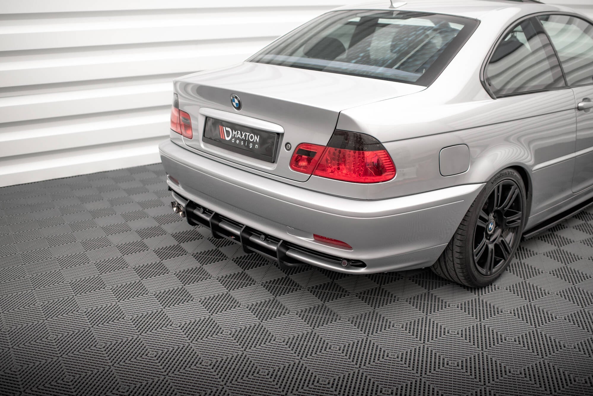 Maxton Design Street Pro Rear Diffuser para BMW 3 Coupe E46 - imagen 2