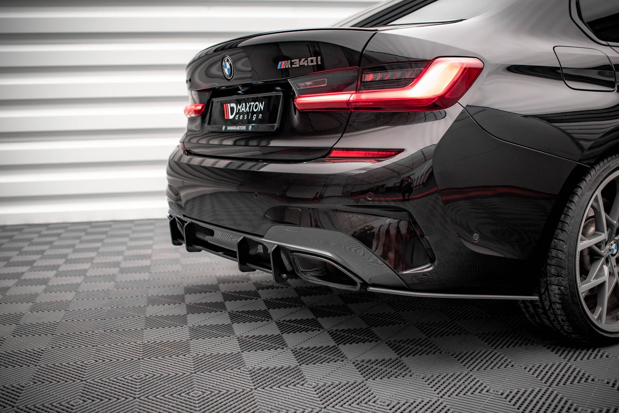 Maxton Design Street Pro Rear Diffuser para BMW 3 M340 G20 / G21 - imagen 3